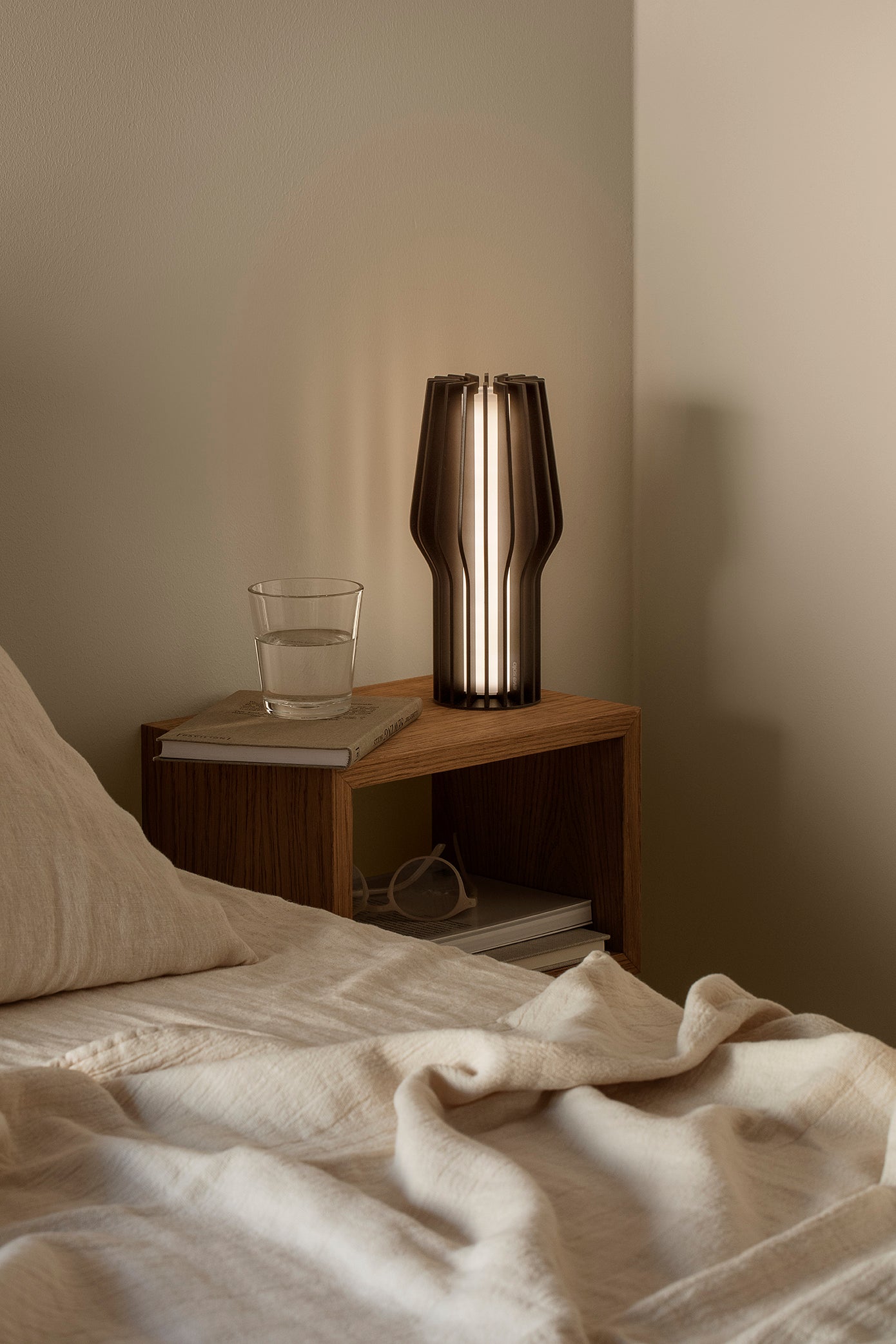 Prenosná lampa RADIANT čierna