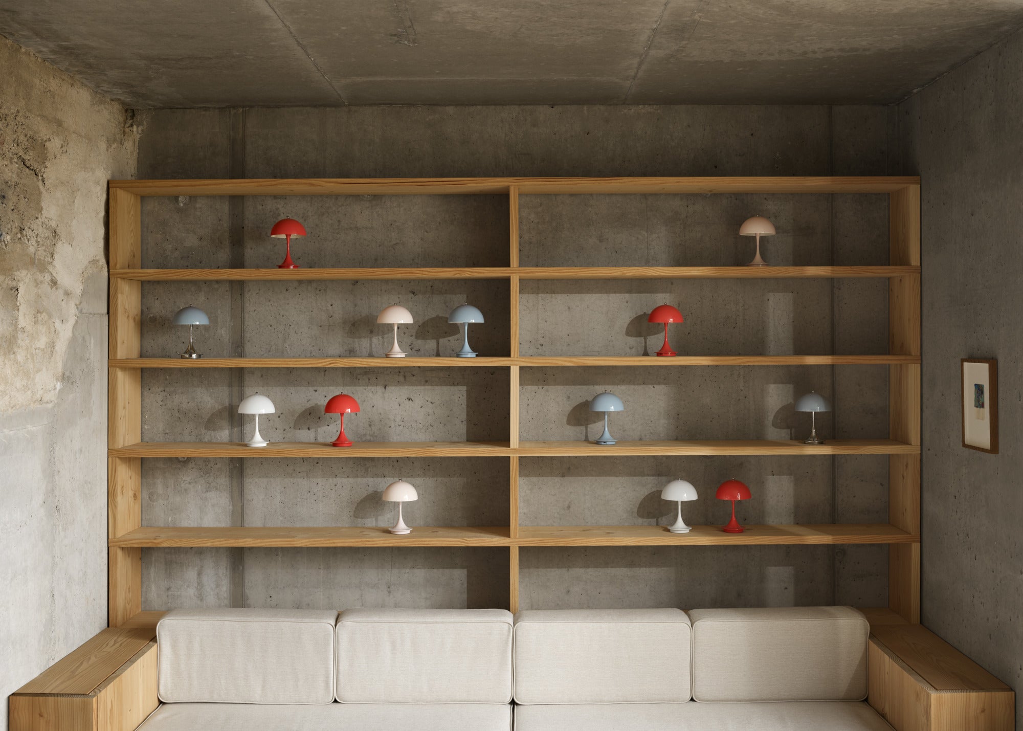 Prenosná lampa PANTHELLA 160 šaronieborská opál s chrómovaným podstavcom