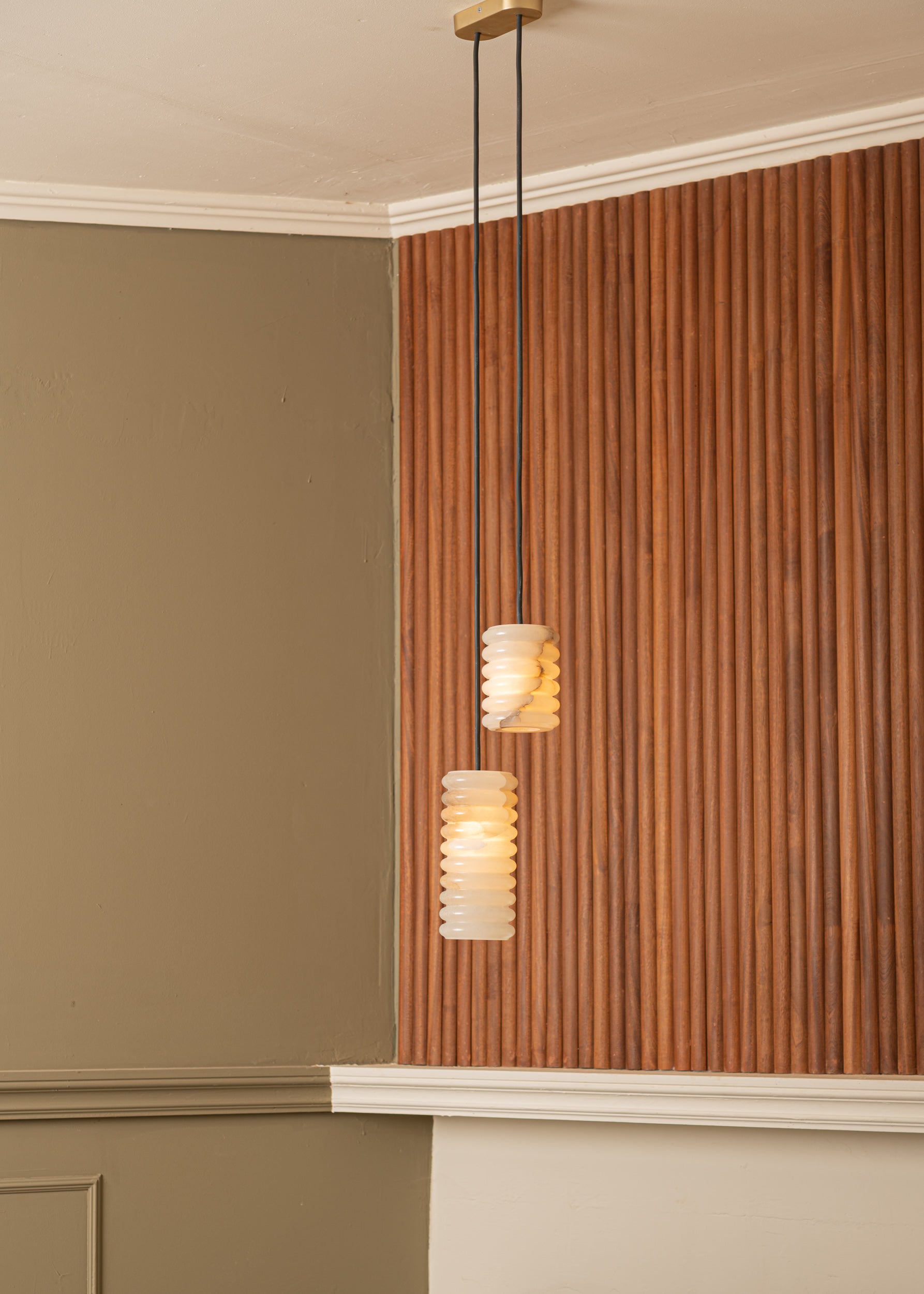 Hanging Lamp MANIKO FLUTA DOUBLE White Alabaster