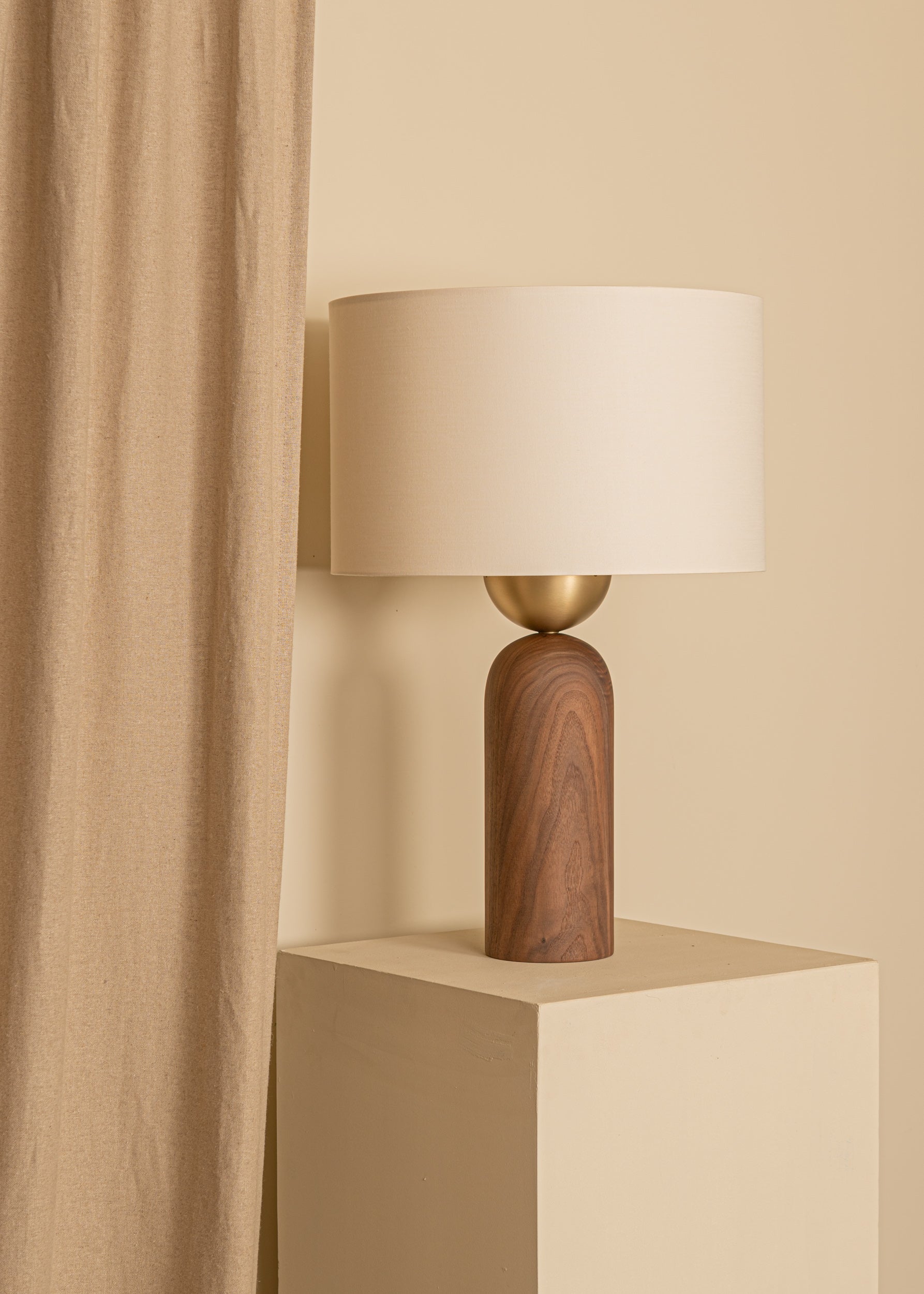 PEONA Walnut Wood Table Lamp
