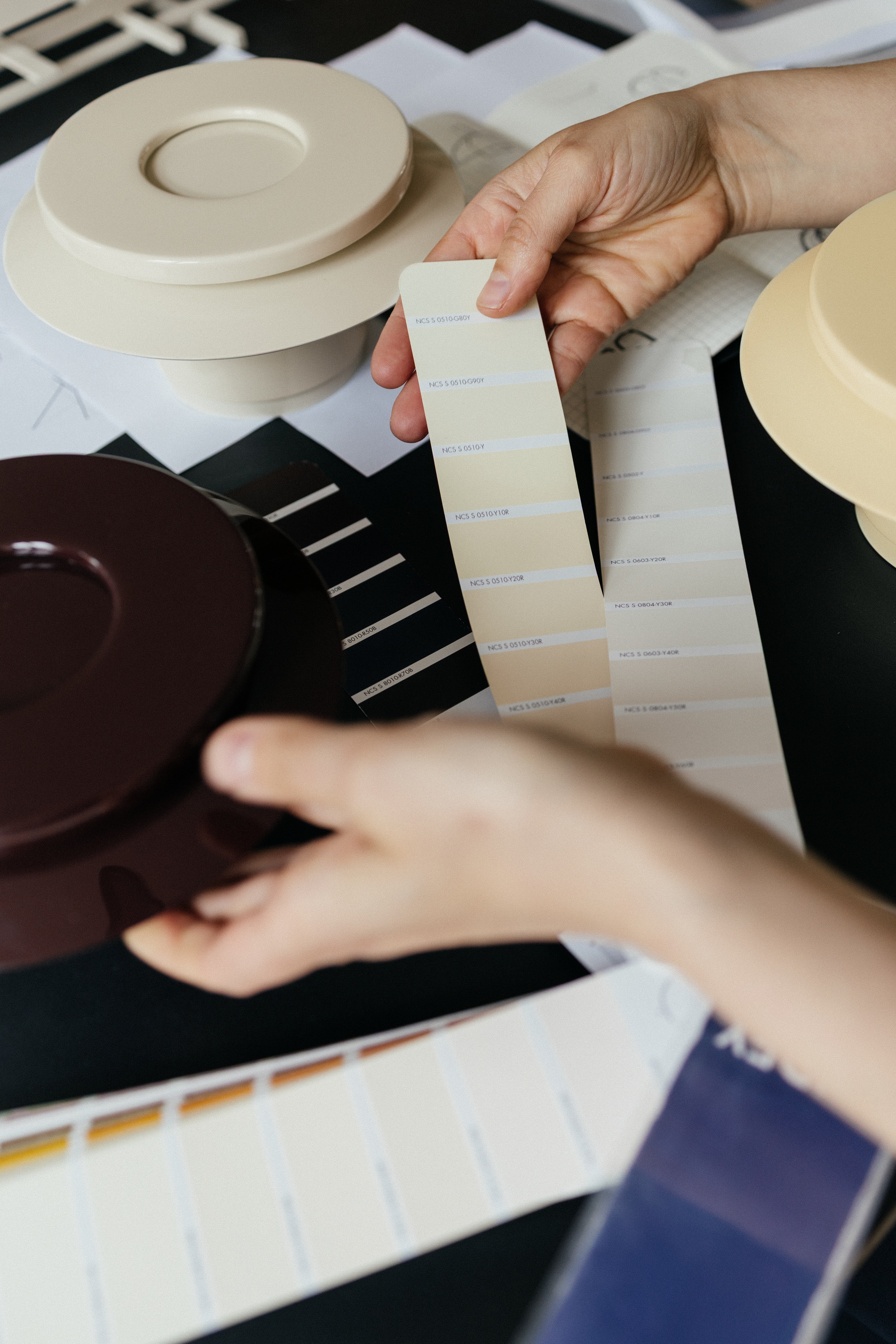 Nástenná lampa LILLE bordová