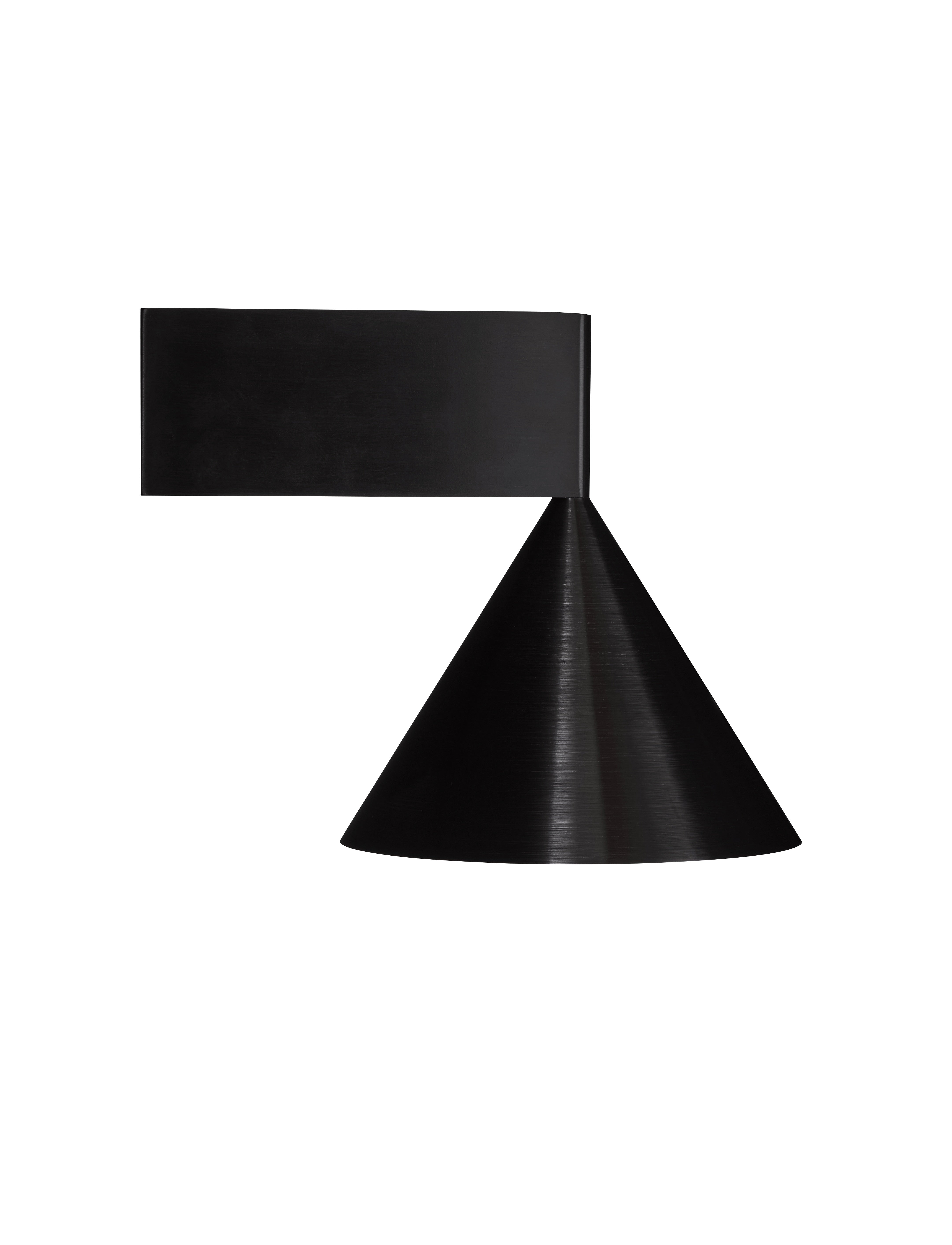 APOLLO black wall lamp