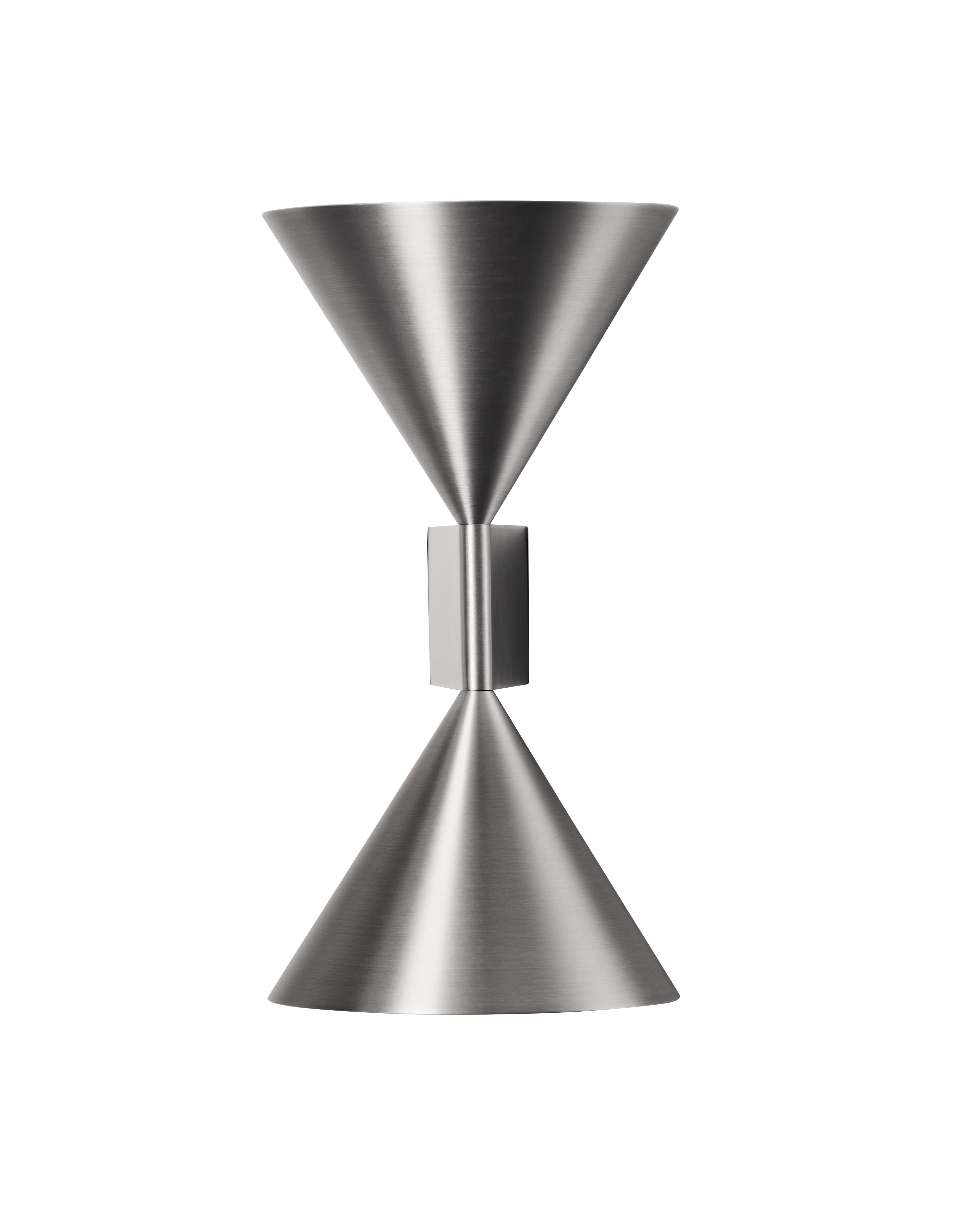 Nástenná lampa APOLLO GRAND strieborná