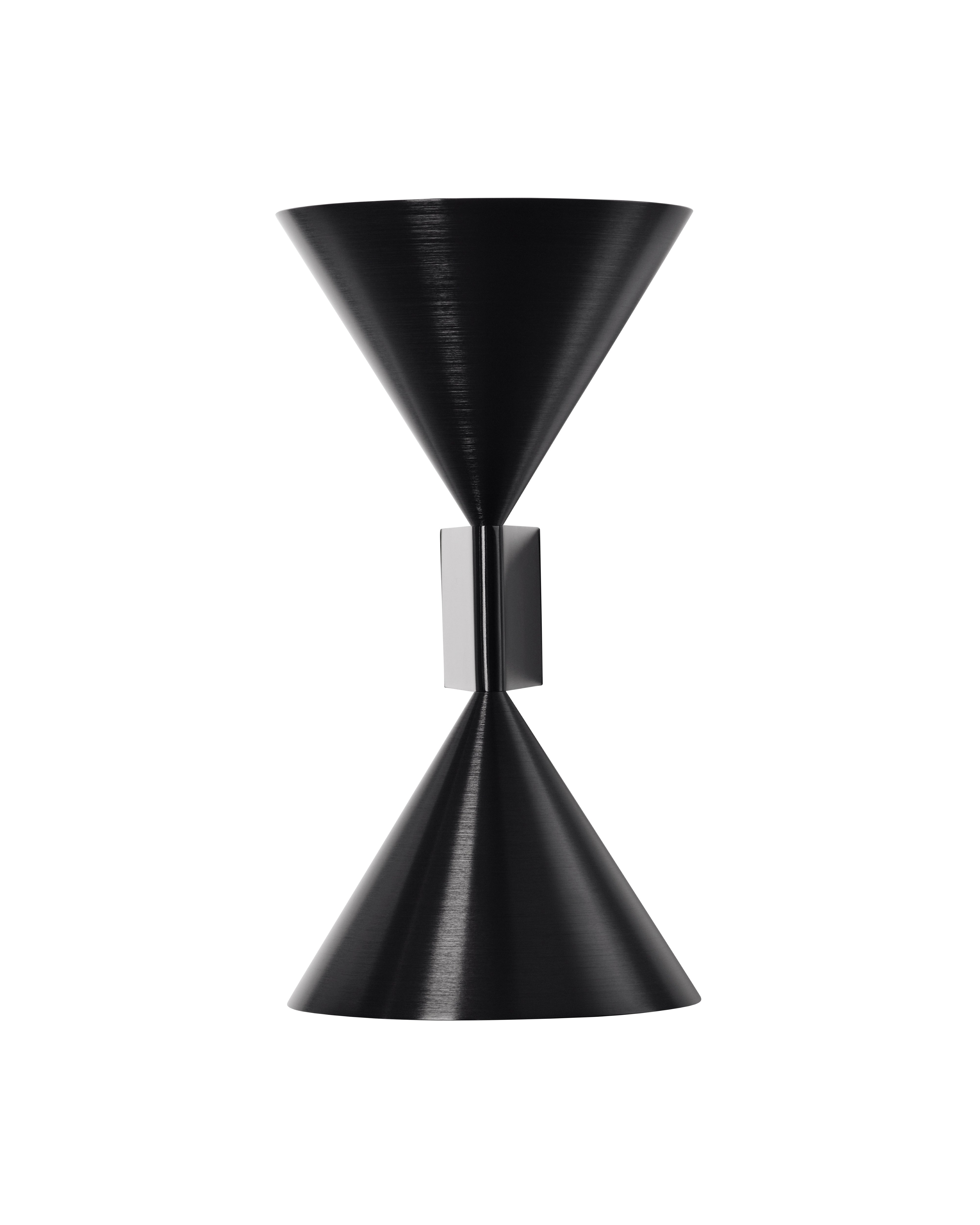 Nástenná lampa APOLLO GRAND čierna