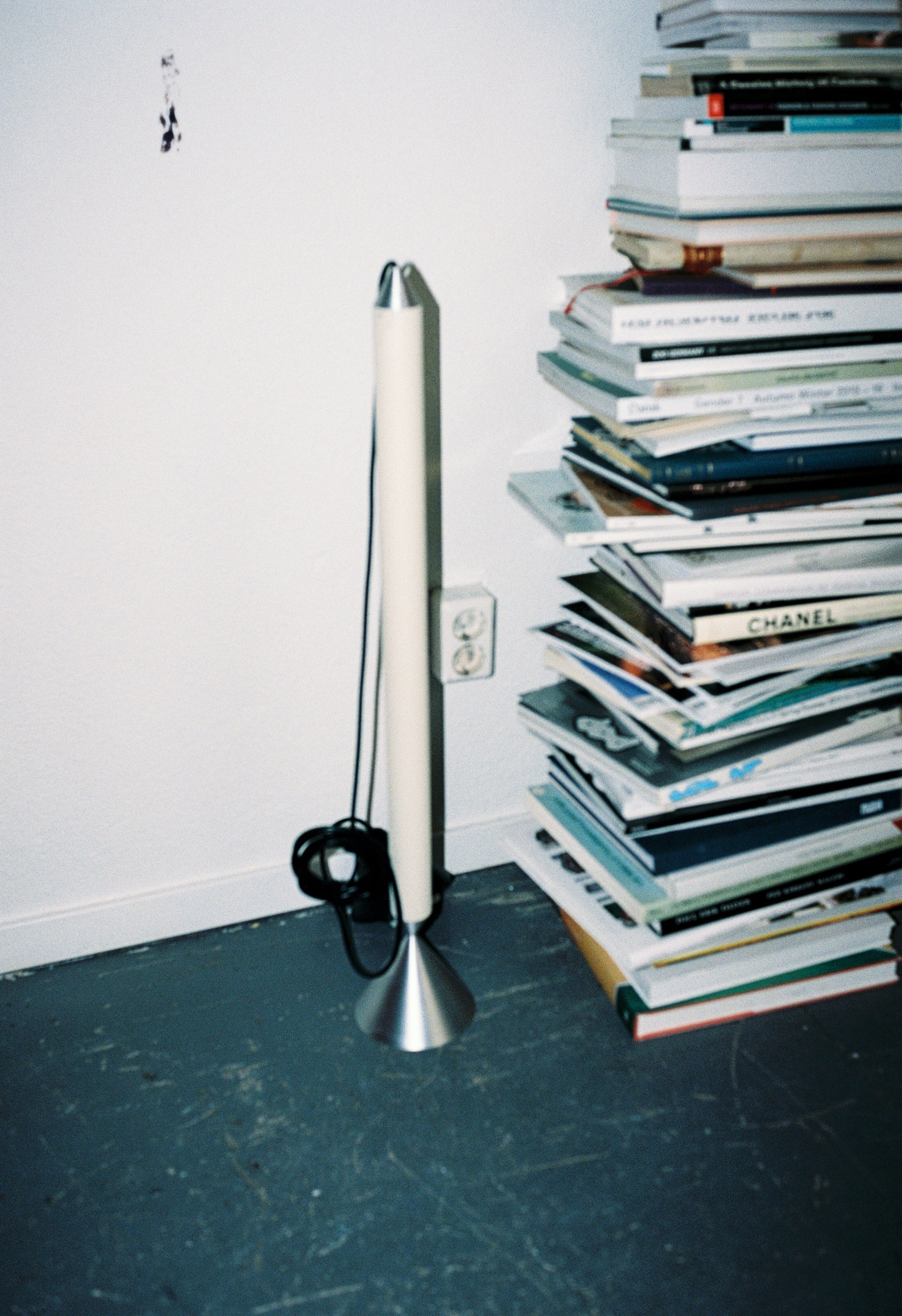 Závesná lampa APOLLO GRAND biela