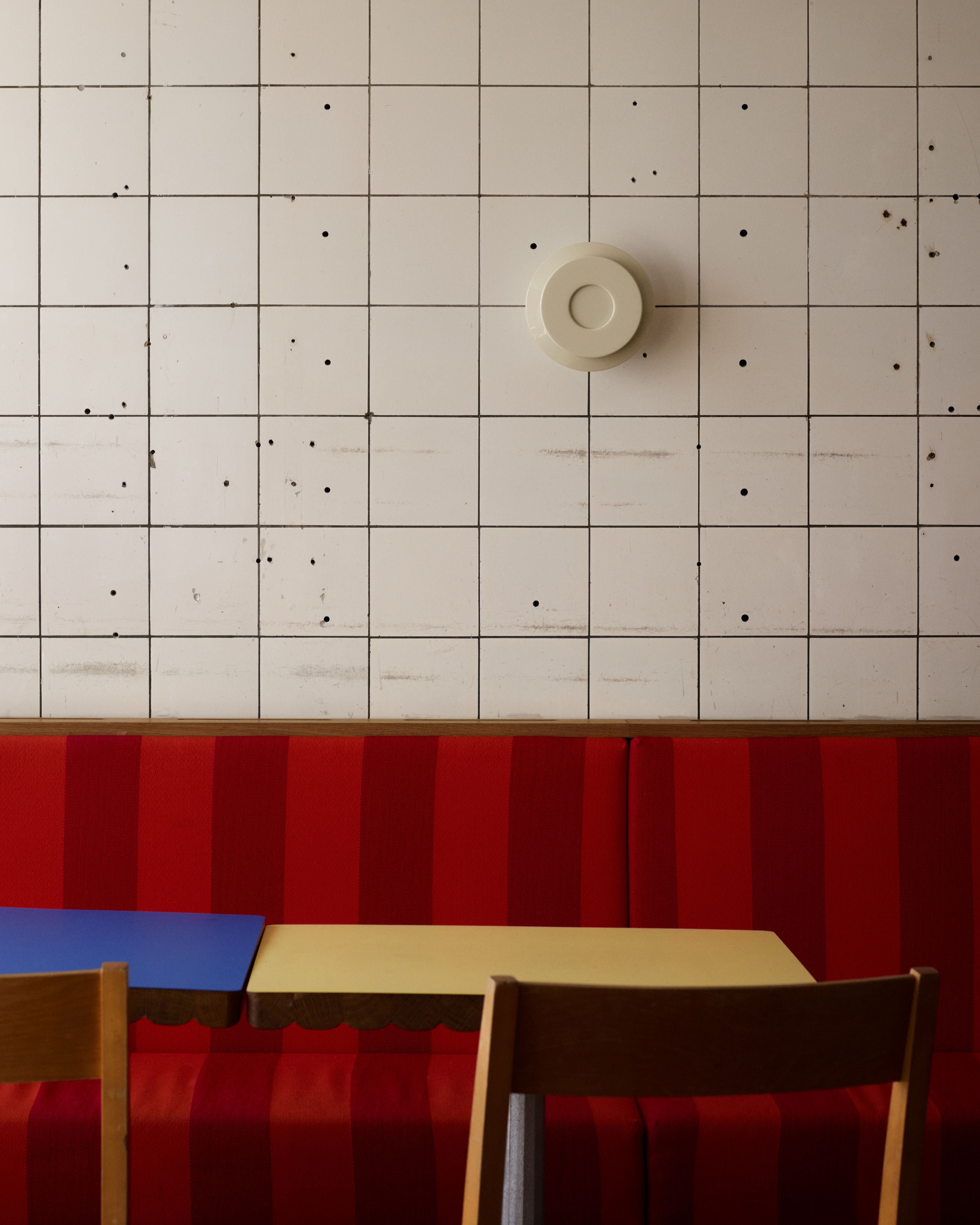 Nástenná lampa LILLE biela