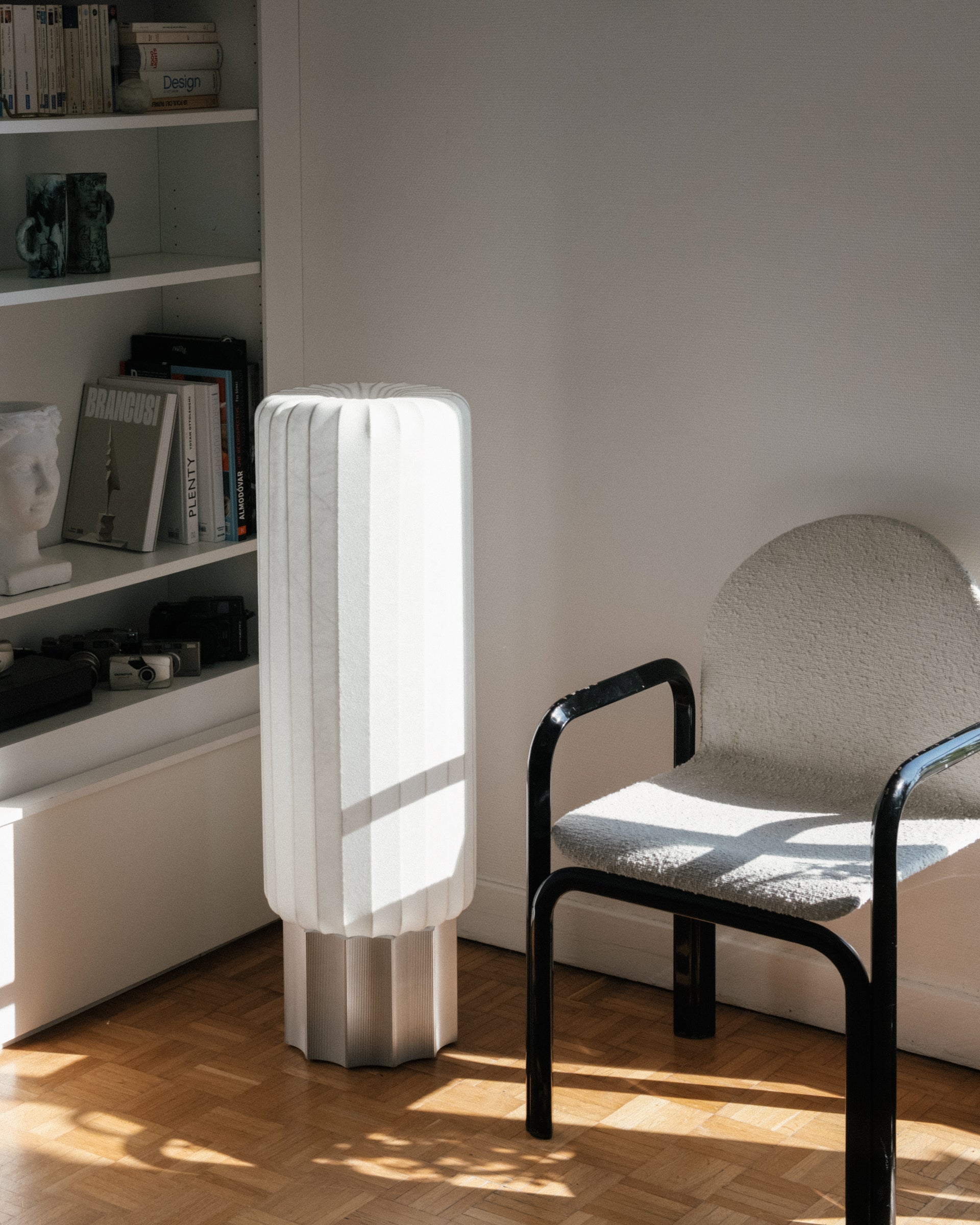 Stojaca lampa METER hliník