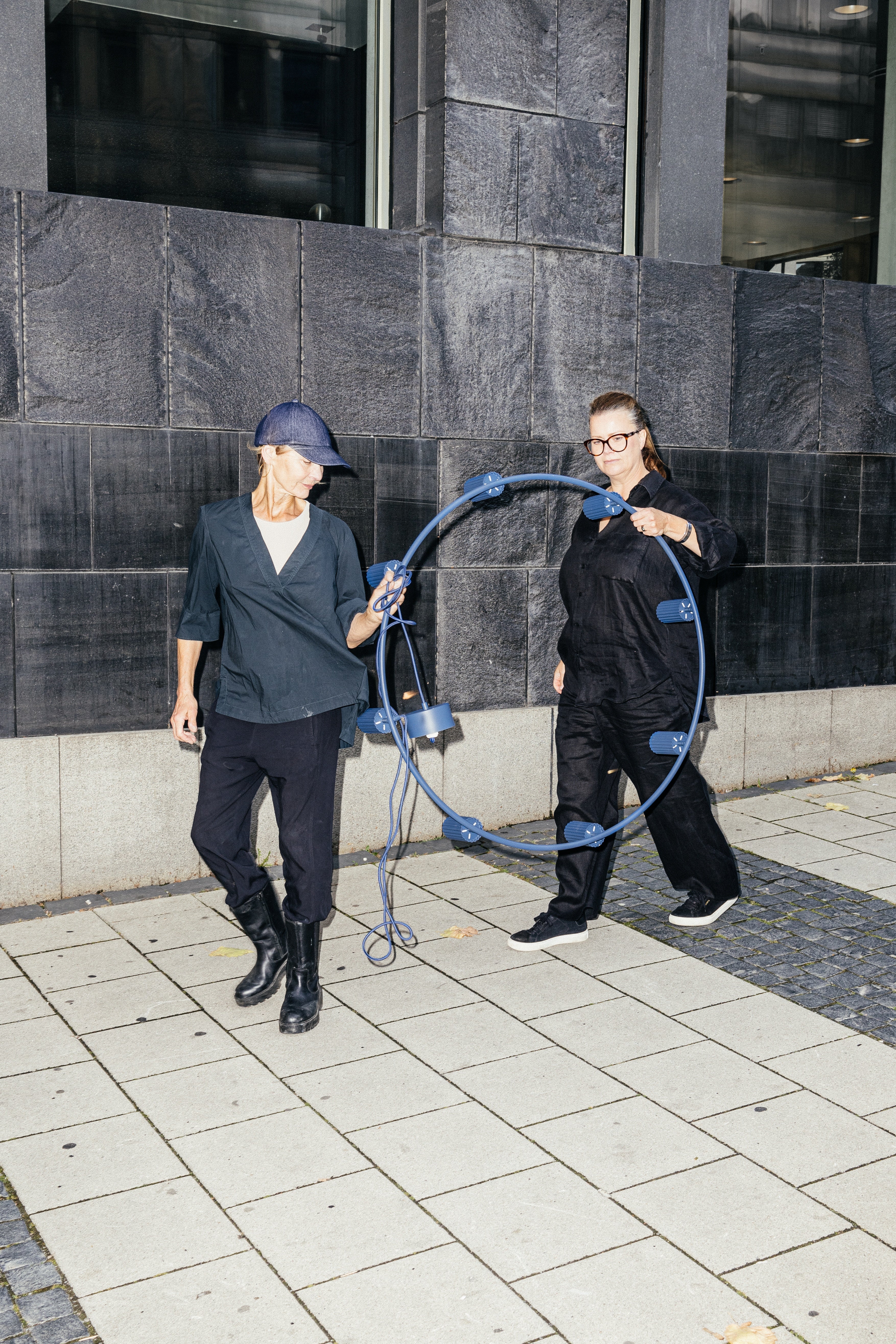 Závesná lampa DONNA CIRCLE modrá