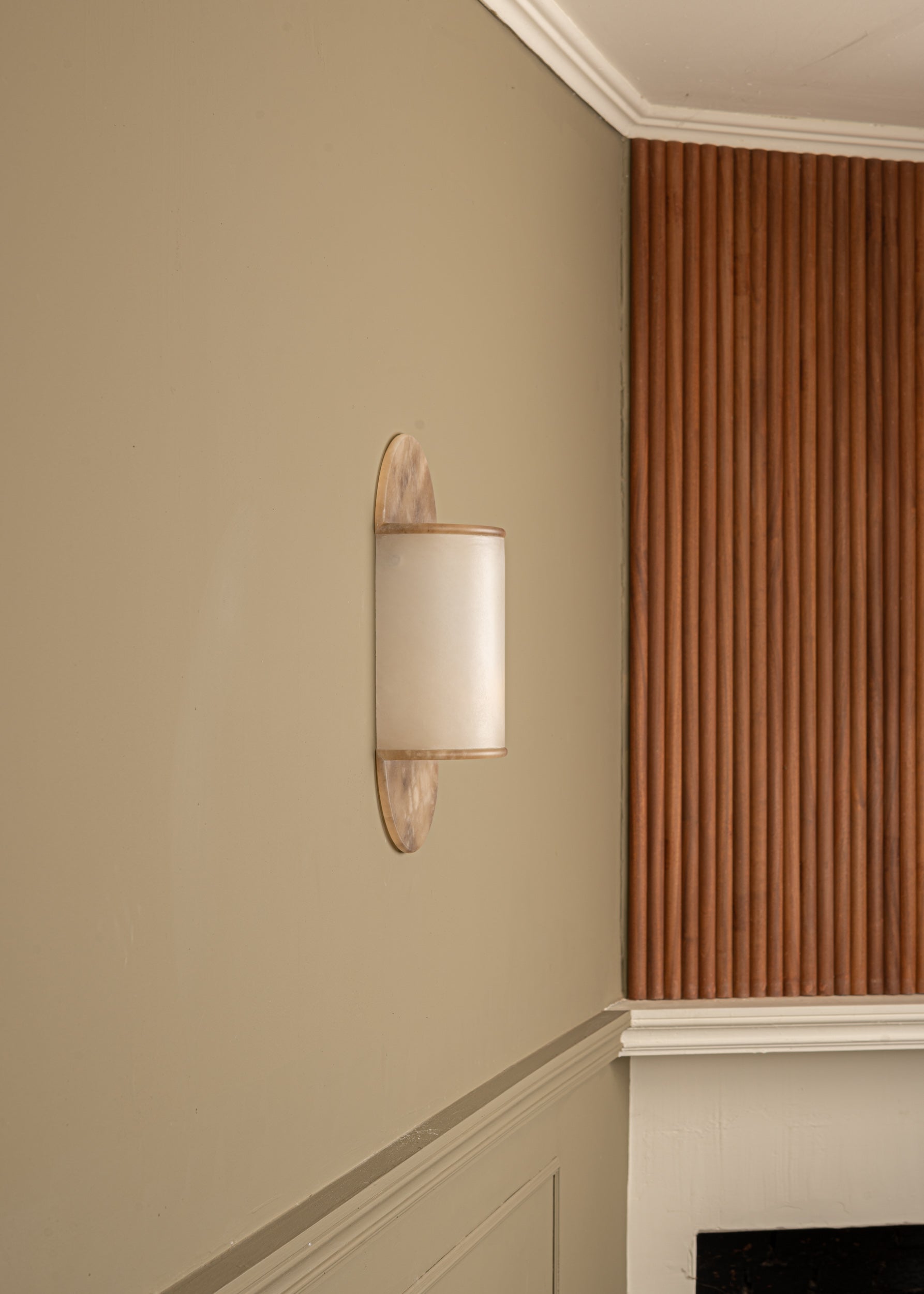 PILOT wall lamp dark beige alabaster