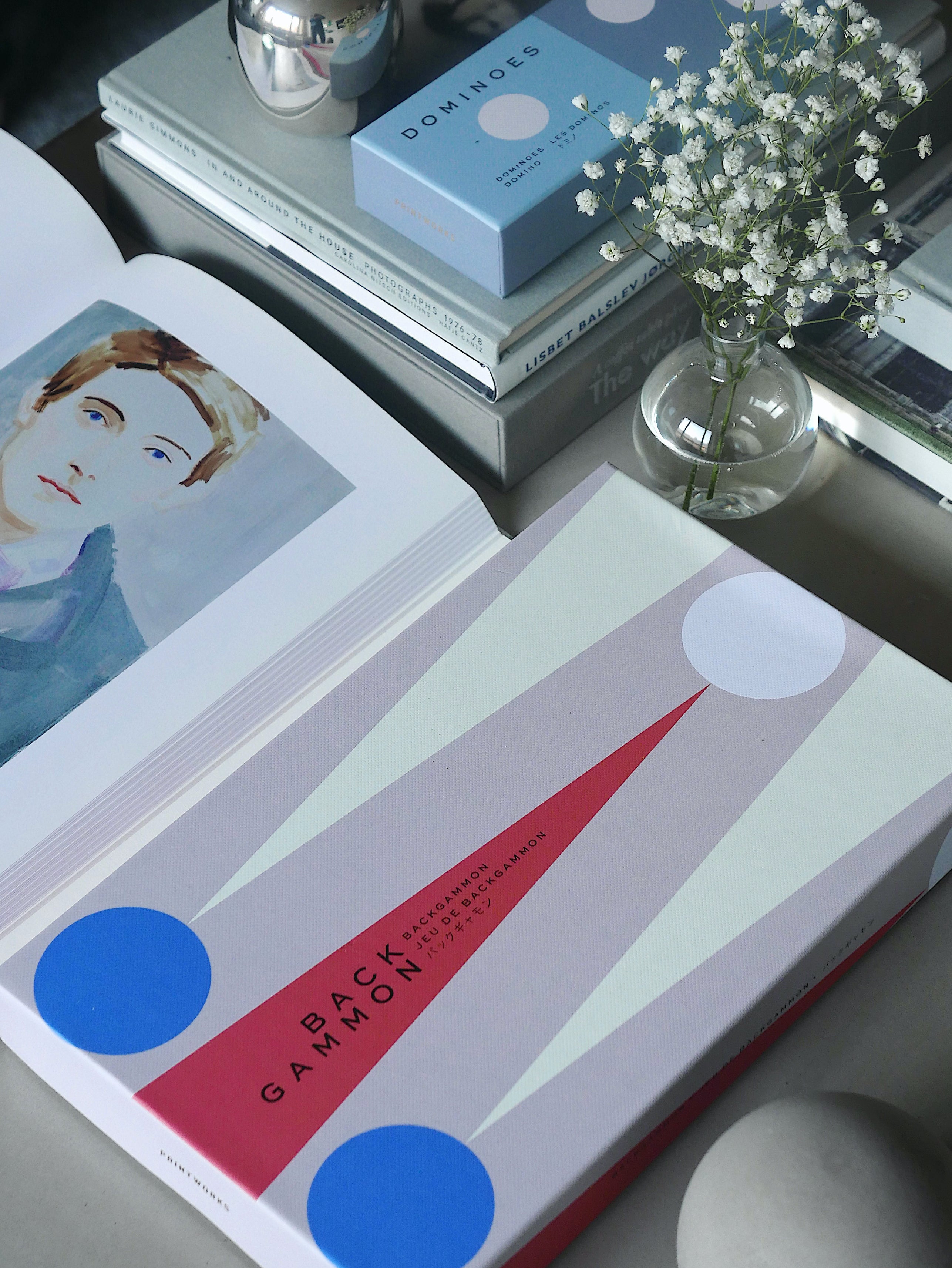 Súprava na hru v backgammon BACKGAMMON šedá s červenou a modrou