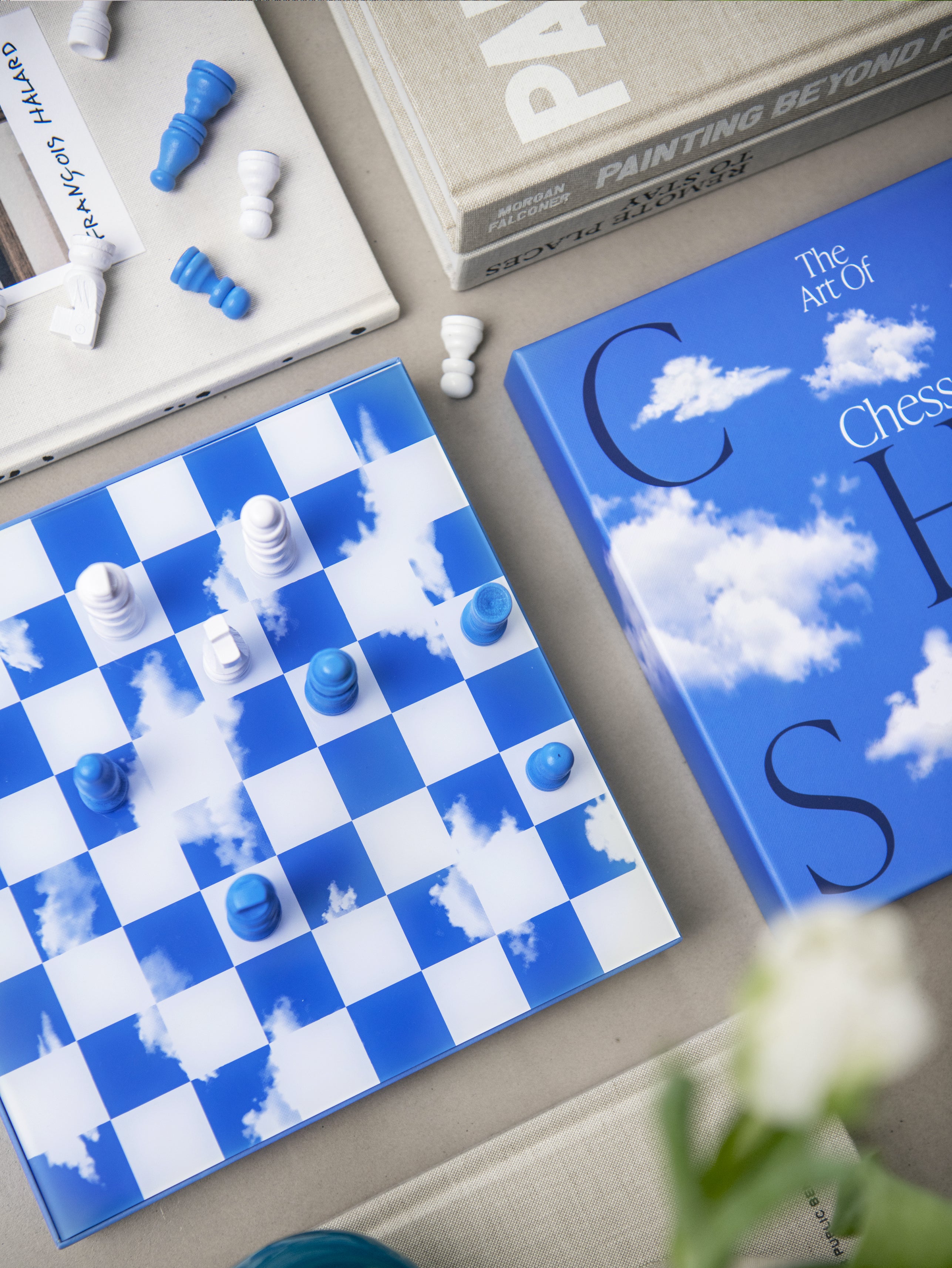 CHESS CLOUDS Blue and White Chess Set