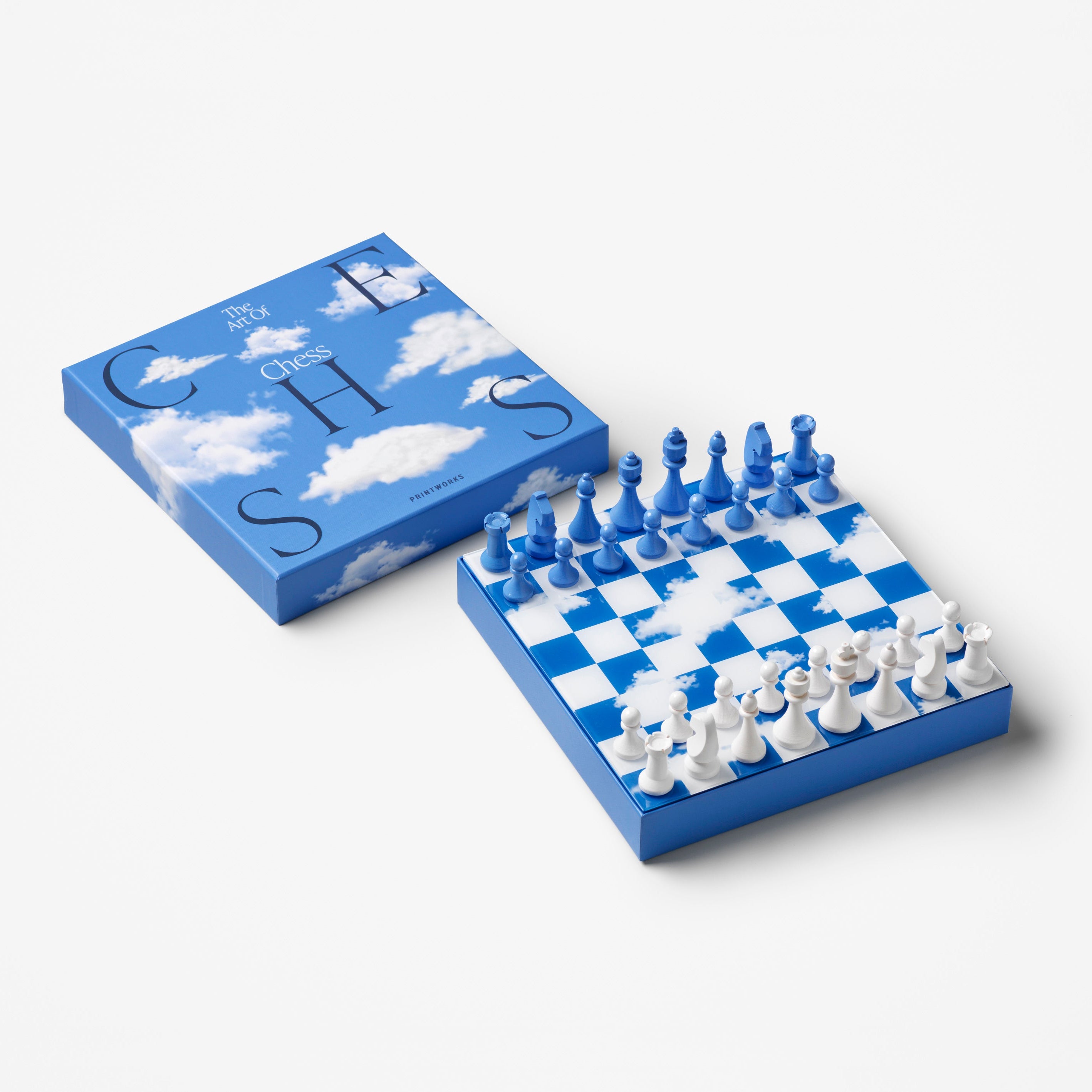 CHESS CLOUDS Blue and White Chess Set