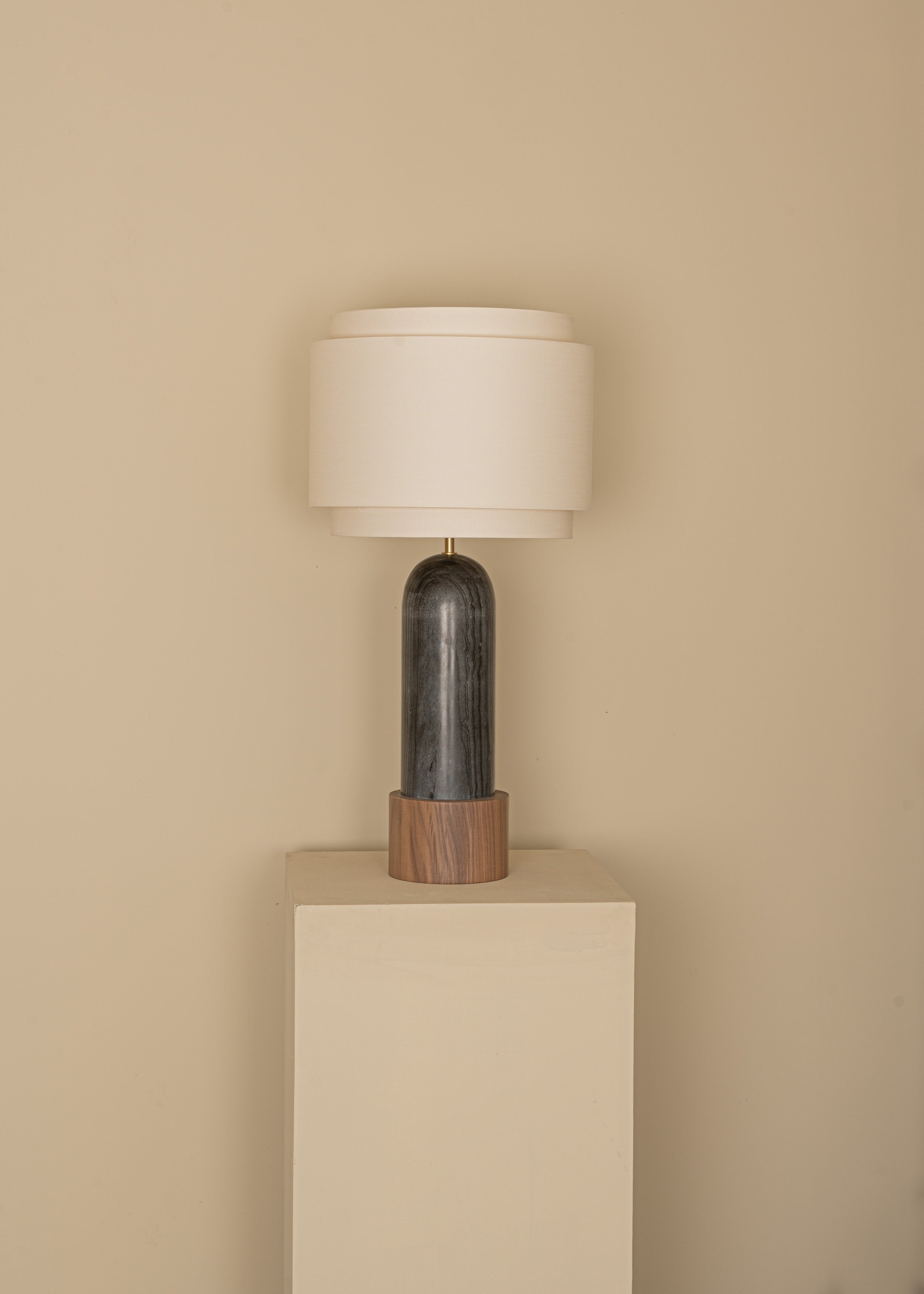 Stolná lampa PURA KELO DOUBLE čierny mramor