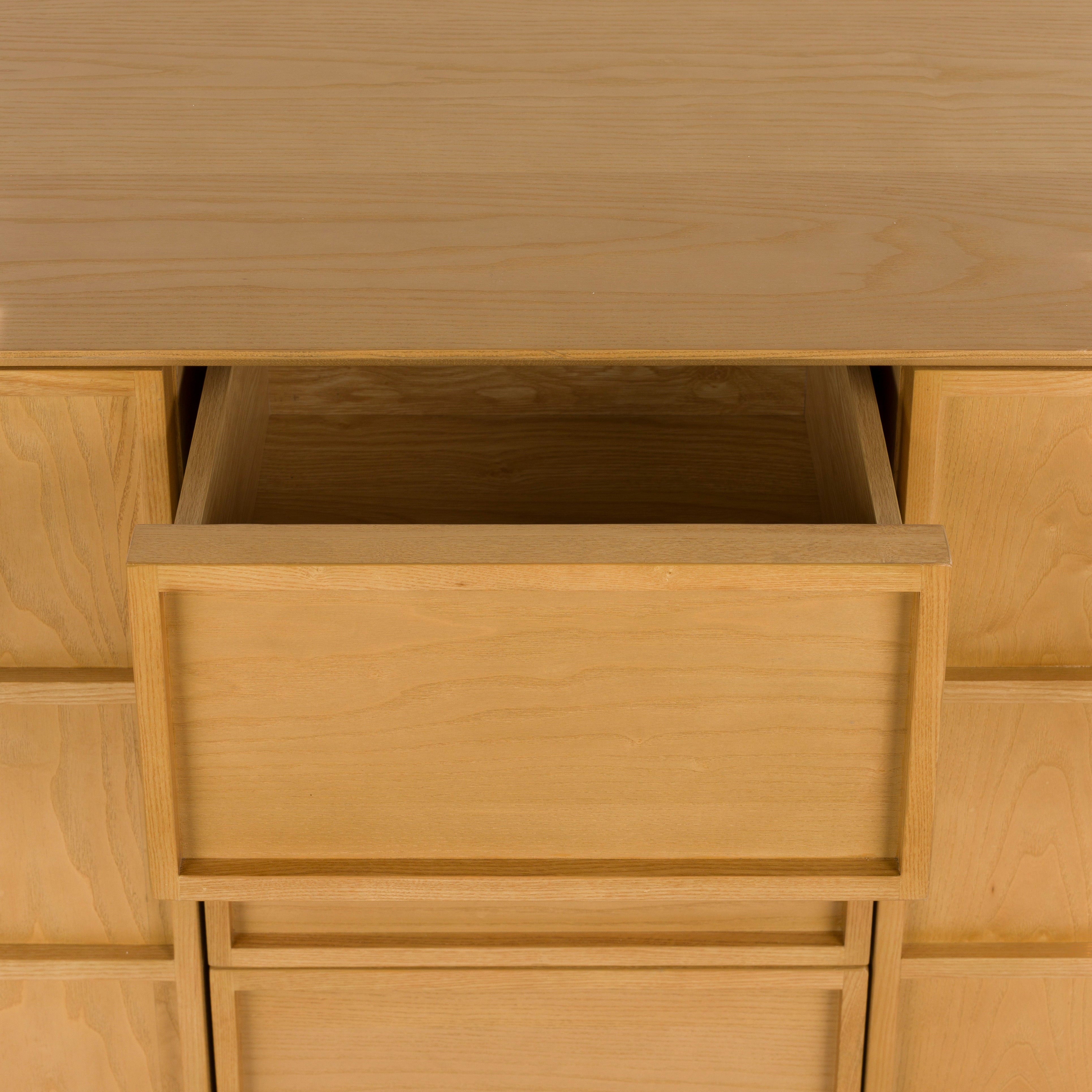 Komoda RASTER jaseňový dyha
