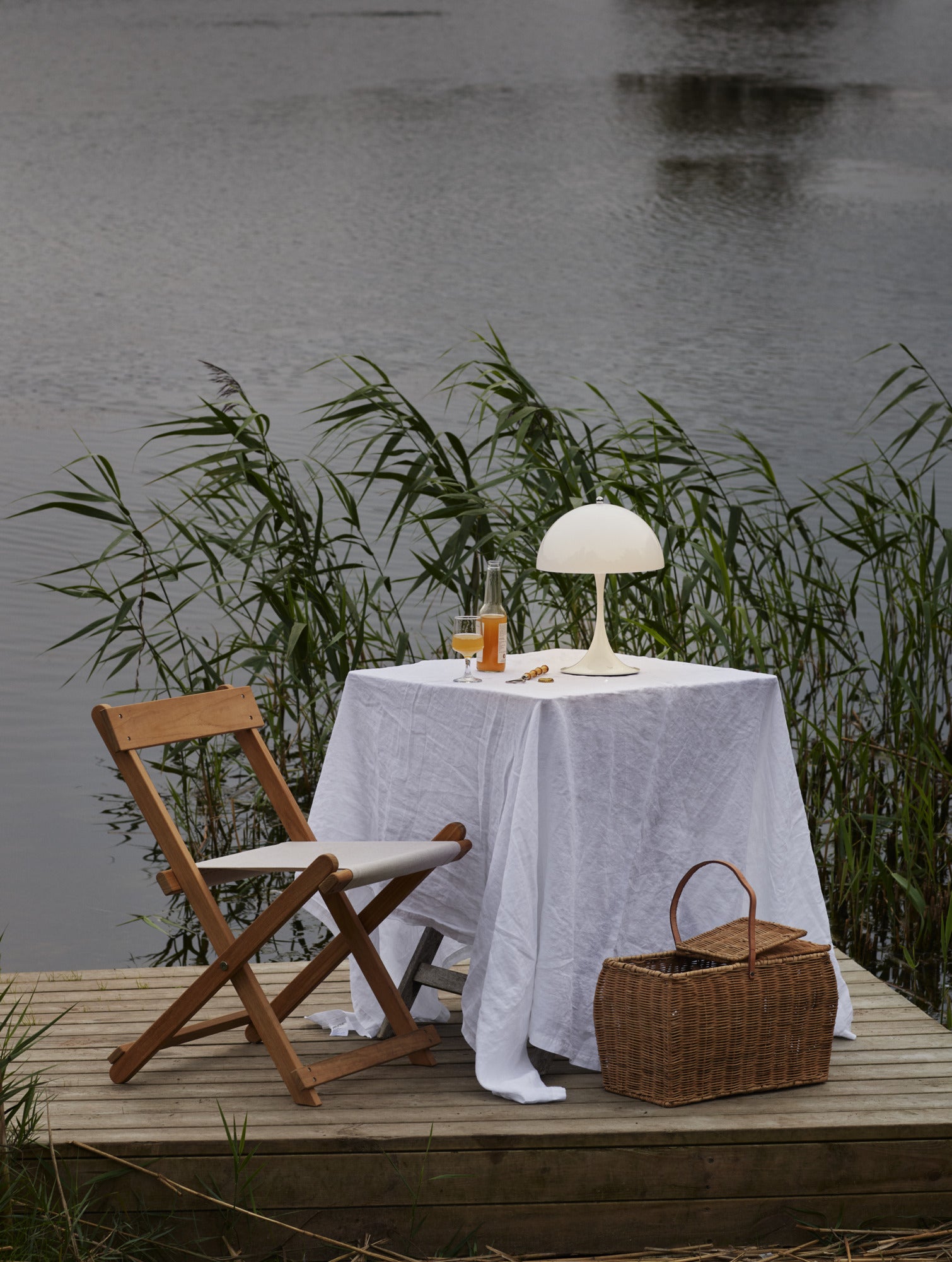 Portable Lamp PANTHELLA 250 White