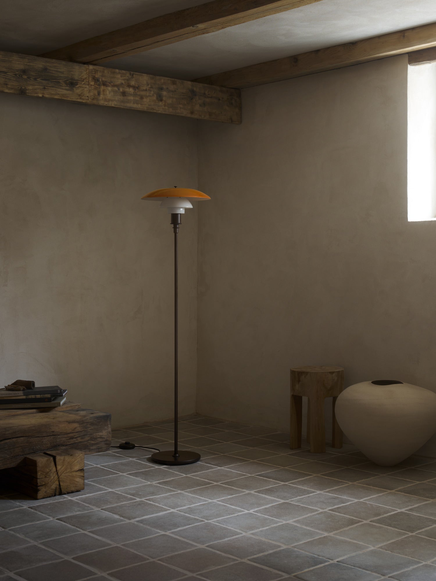 Podlahová lampa PH 3½-2½ jantárová