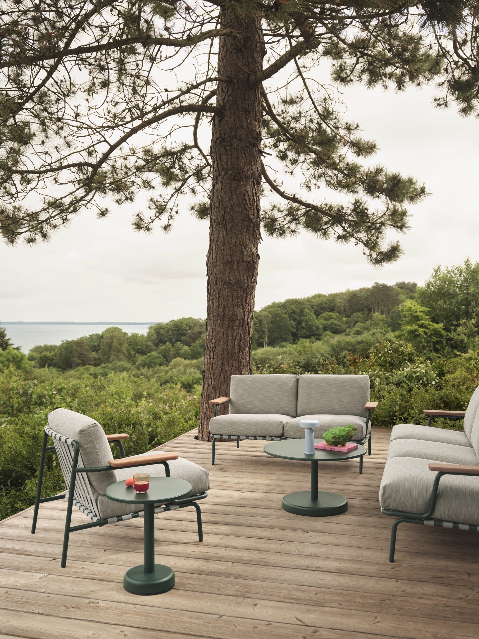 2-Seater Outdoor Sofa with Armrests SETTLE Gray with Green Base