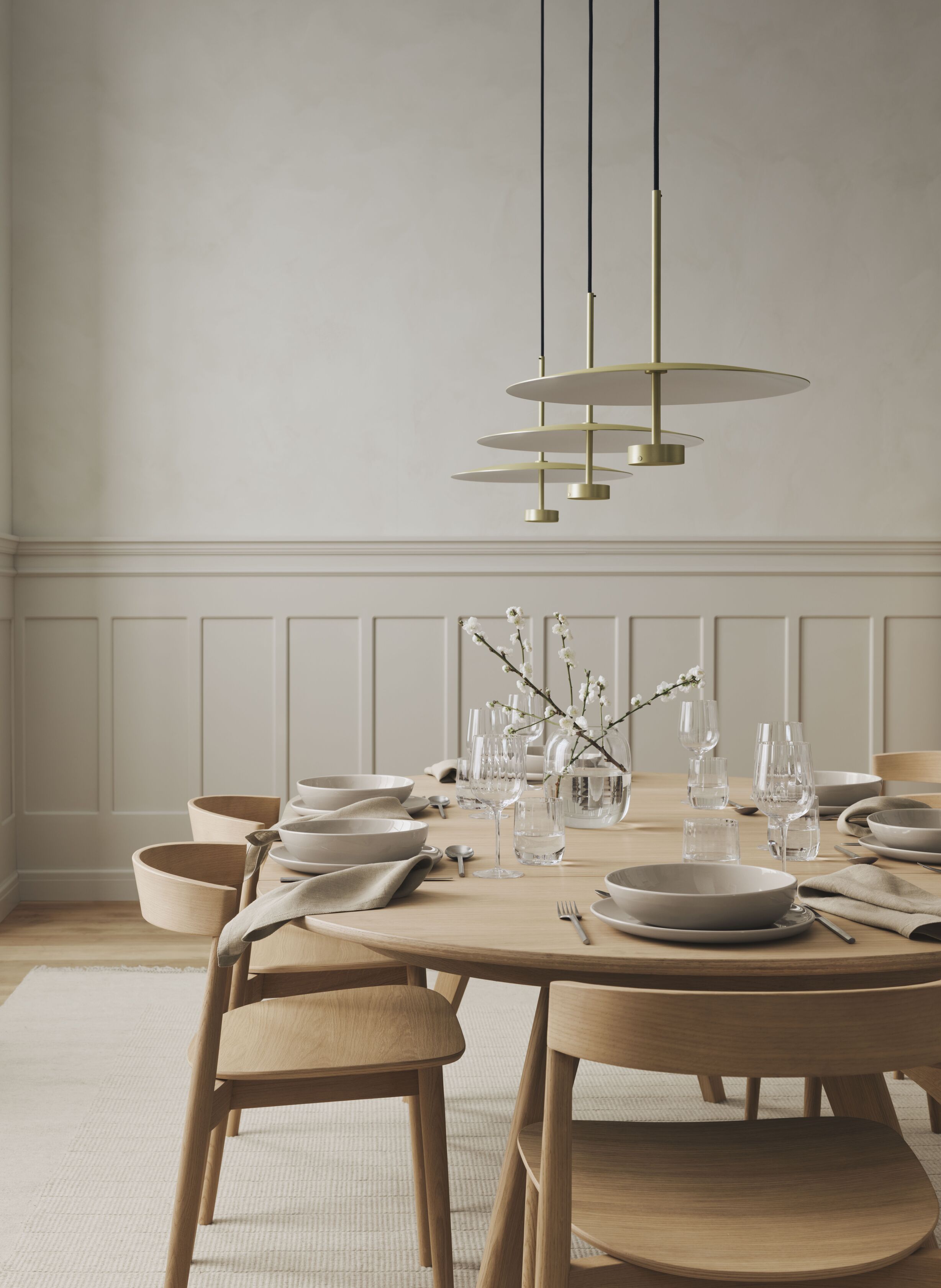 Závesná lampa REFLECTION čierna