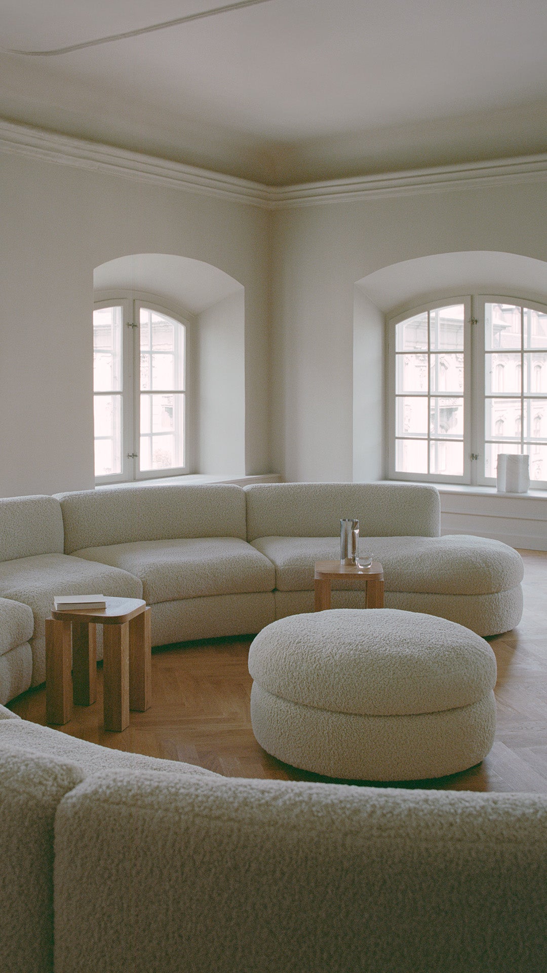 Okrúhly puf CODA čalúnený