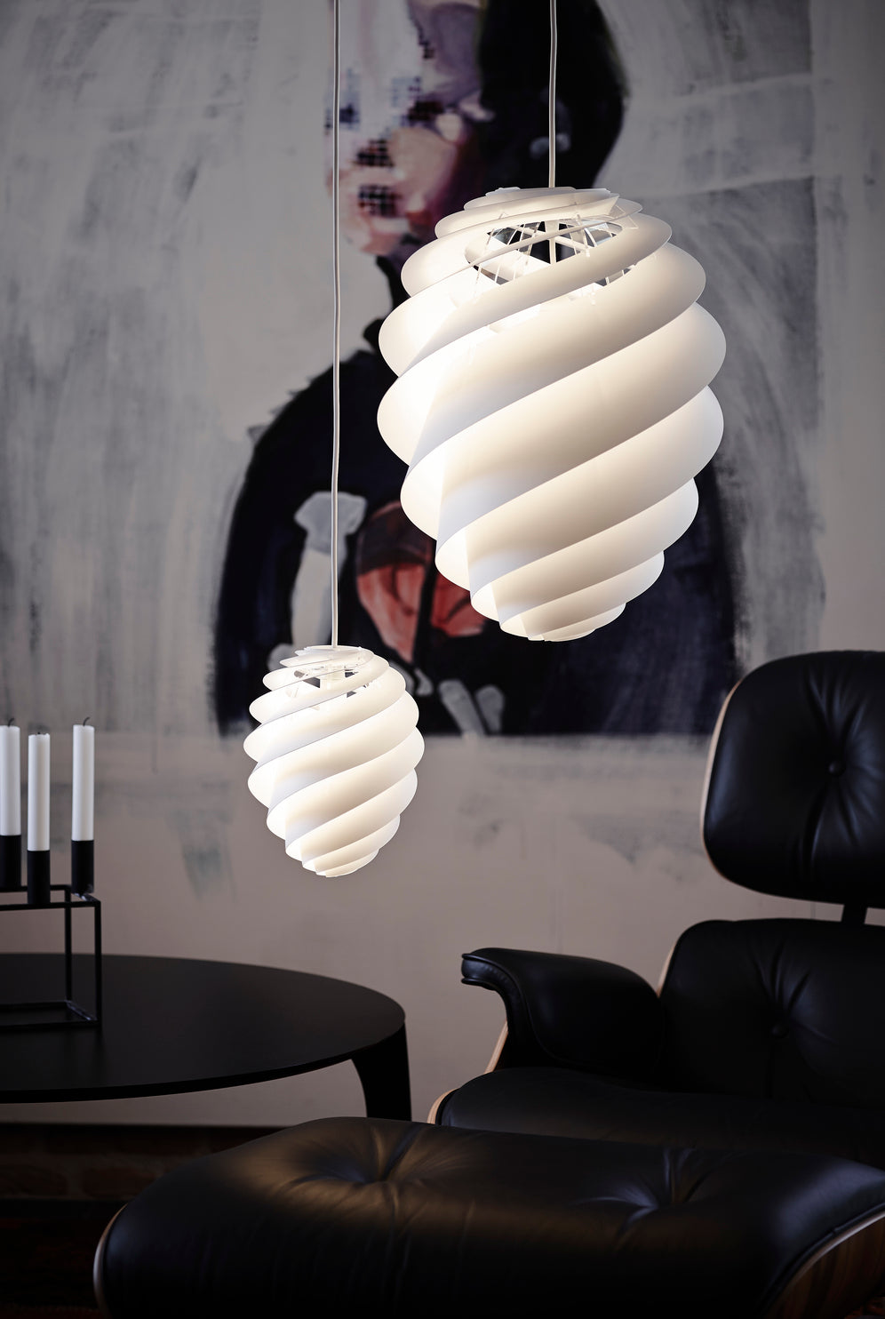 Závesná lampa MODEL 1312 SWIRL 2 biela