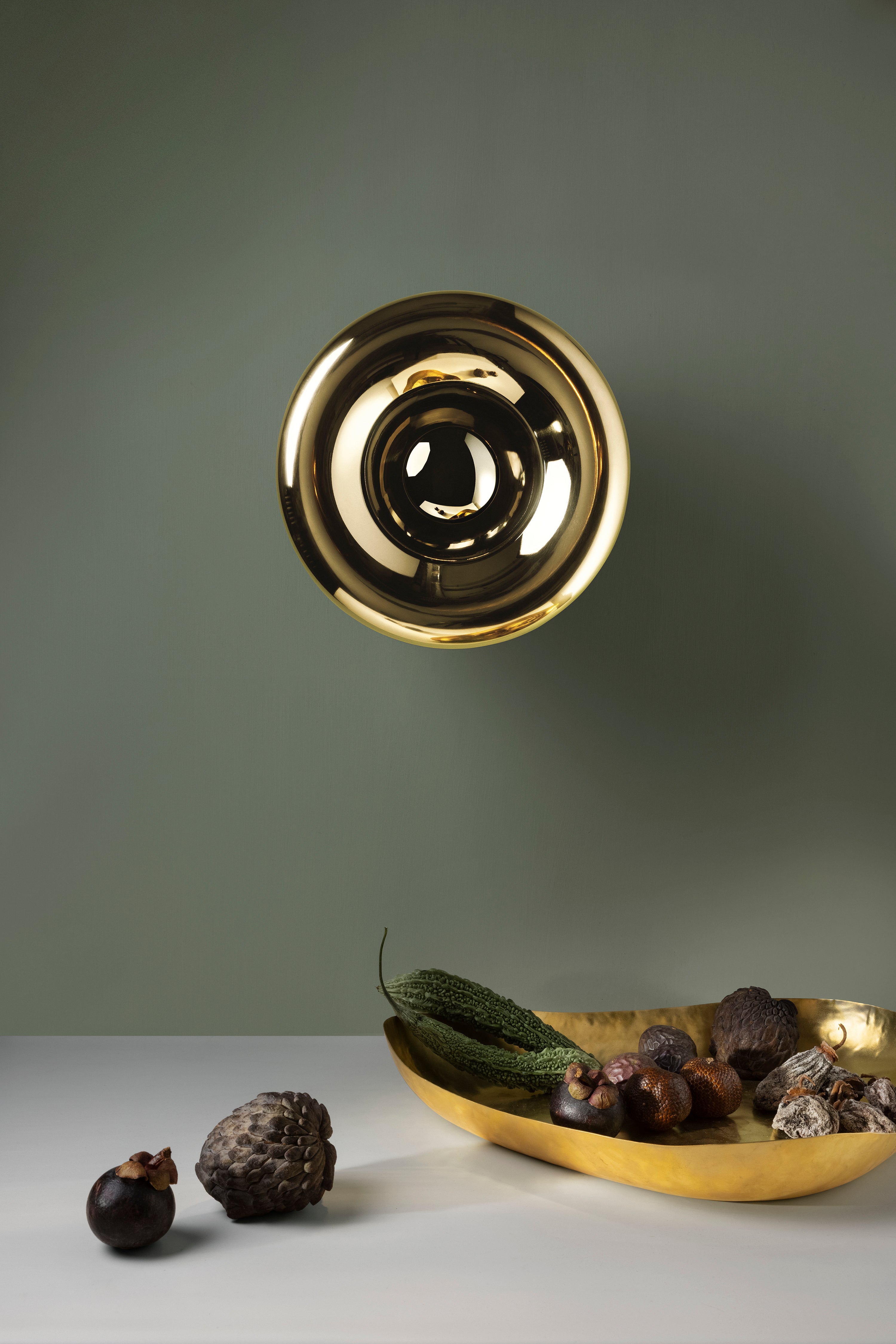 VOID Brass Wall Lamp