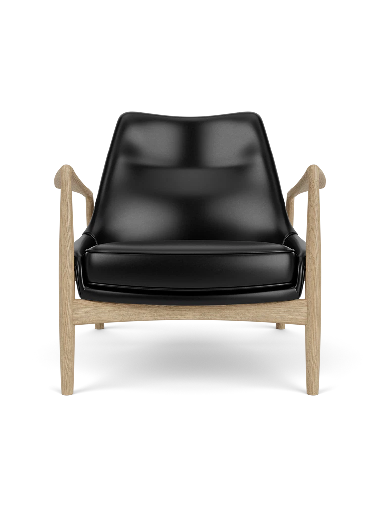THE SEAL armchair black leather with oak base