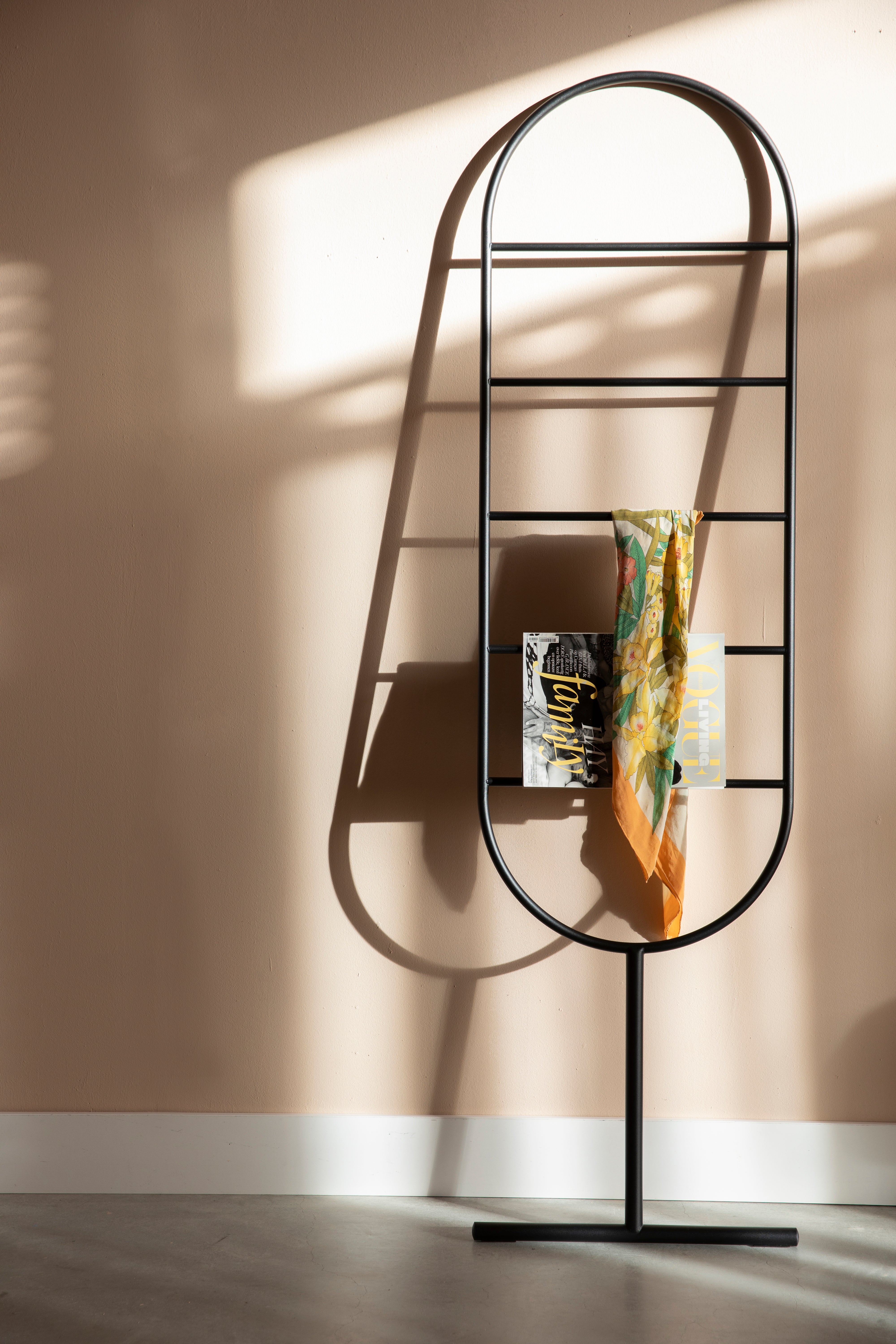 TESS Black Coat Rack