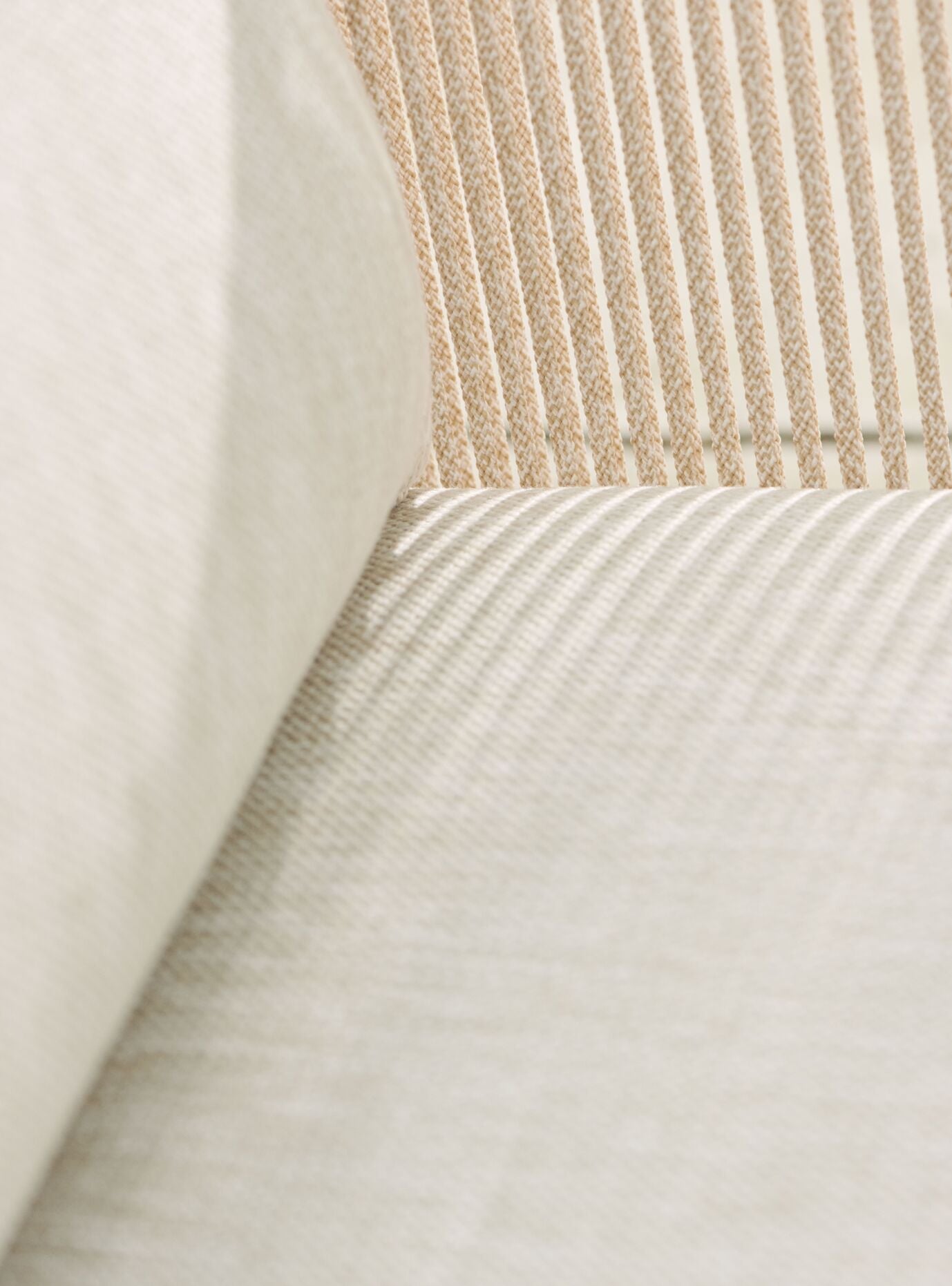 Záhradná pohovka pre 3 osoby TRACK čalúnená