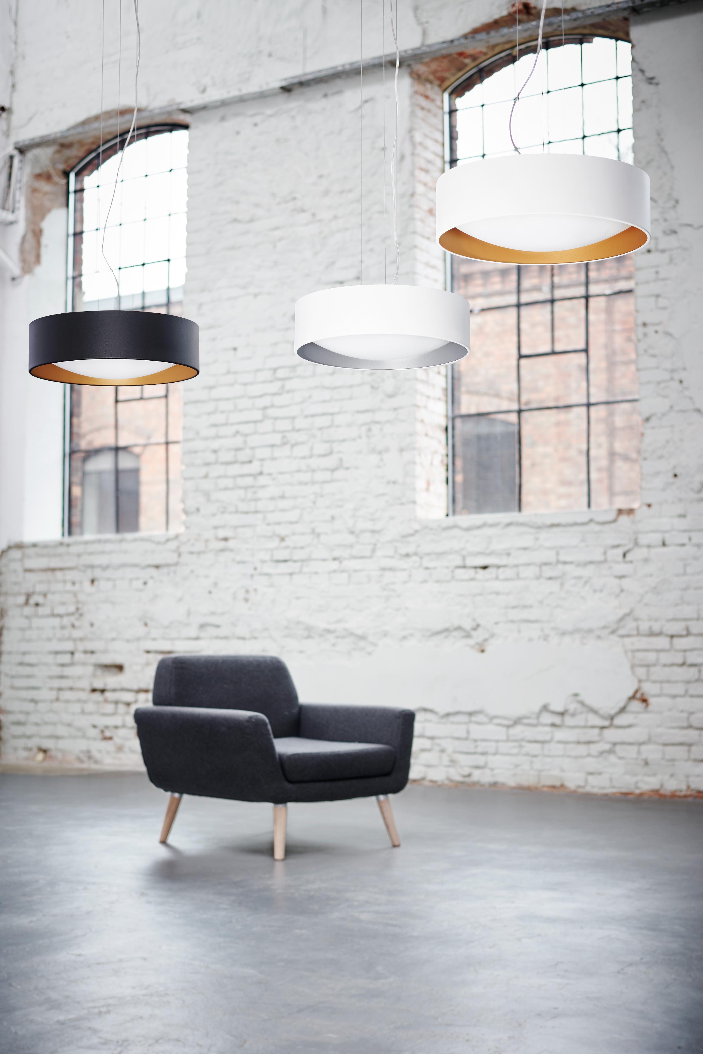 Závesná lampa VERO biela so zlatým stredom