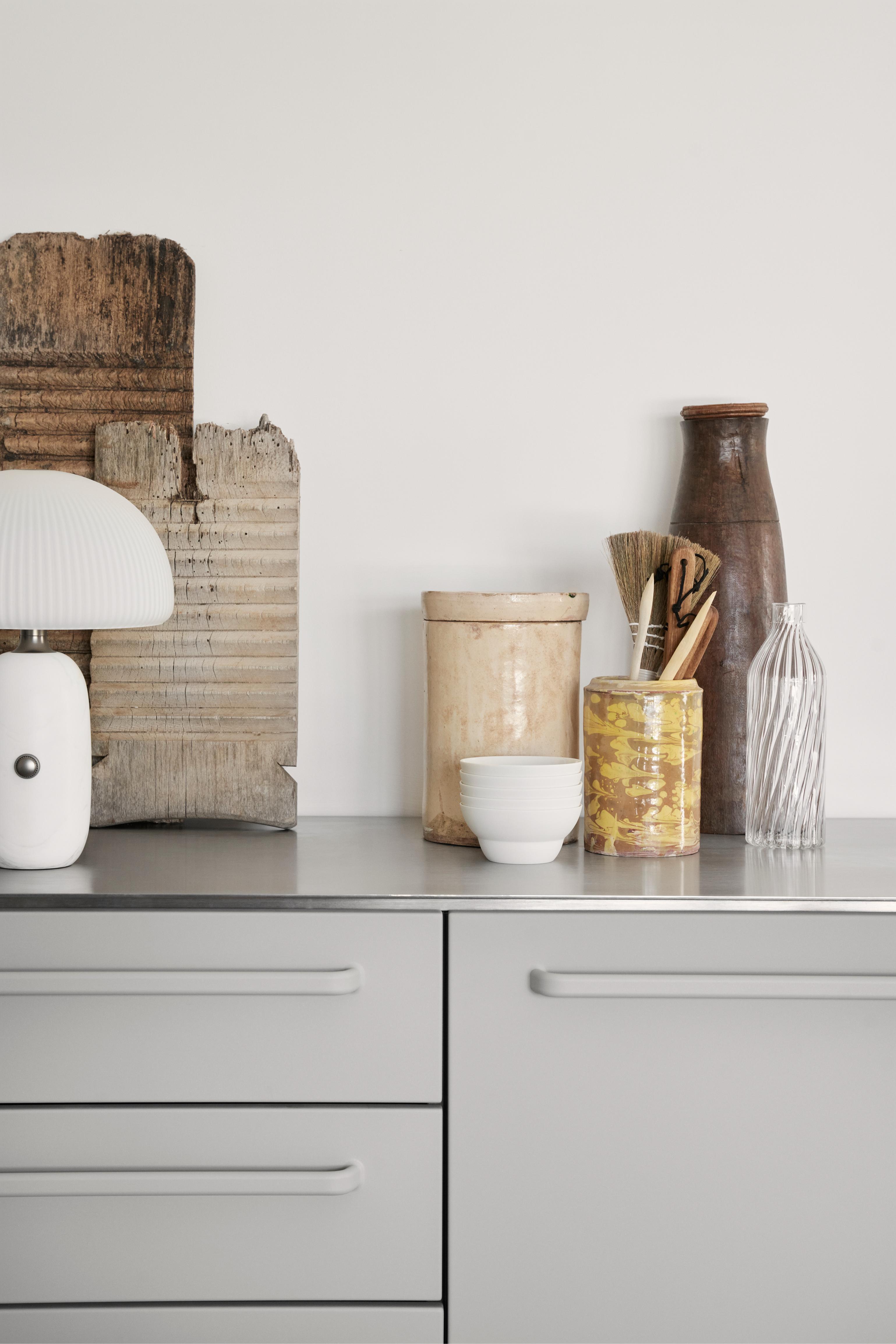 Sculpture Table Lamp White Marble