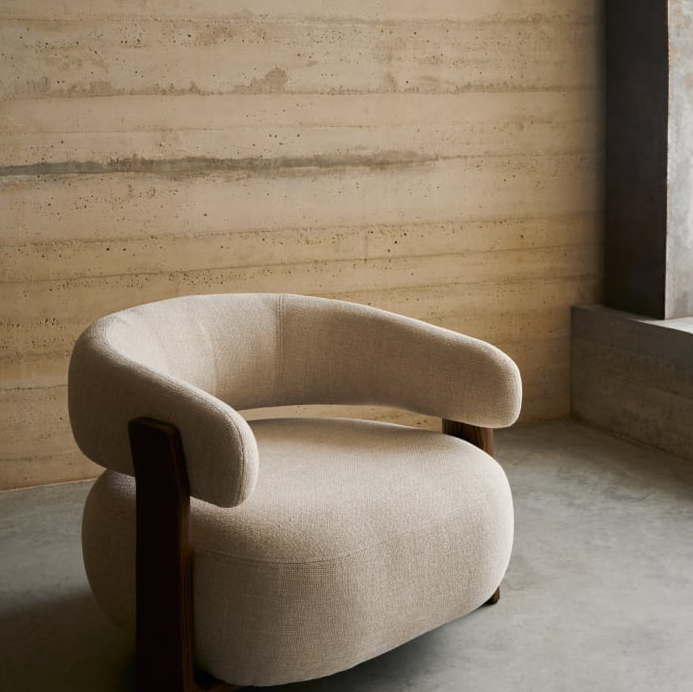 GRANITE armchair in beige chenille with a dark ash base
