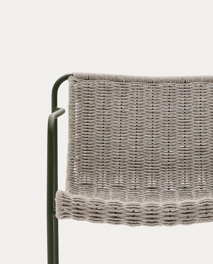 Záhradná stolička MAURINA šedá so zeleným oceľovým podstavcom