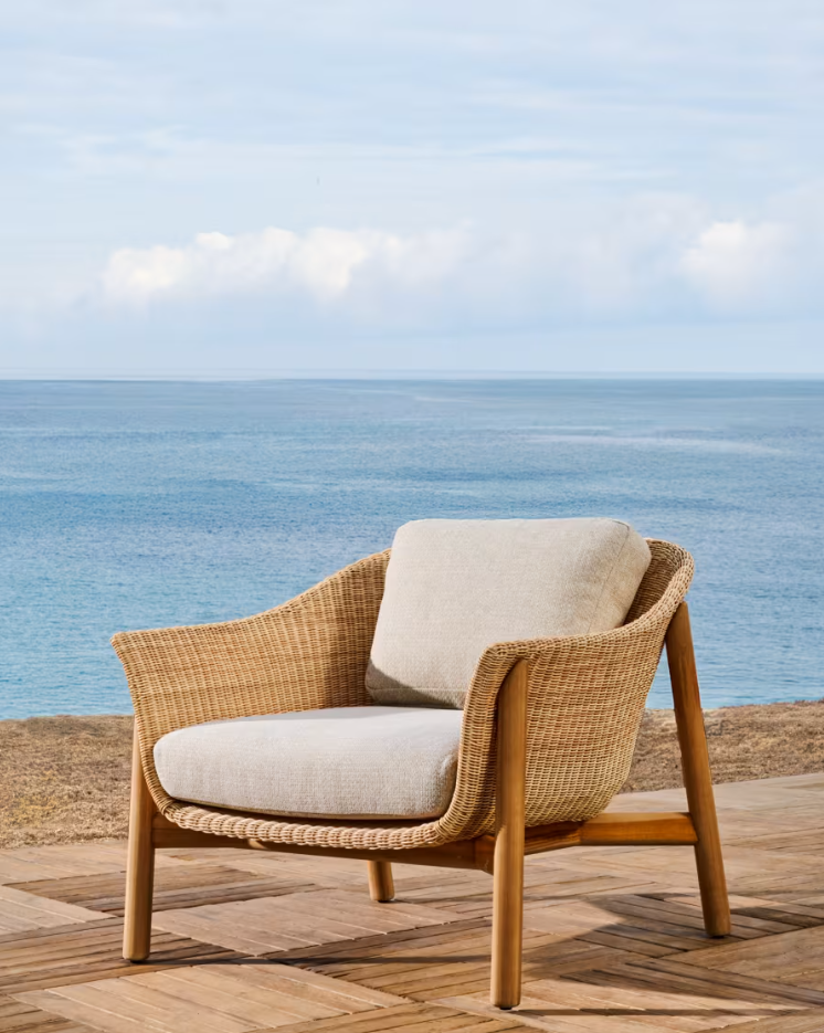 Záhradné kreslo GALEA z teakového dreva s ratanovým sedadlom