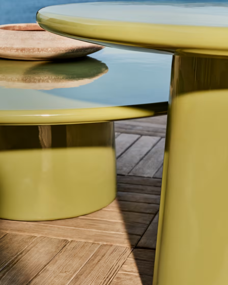 Albanella green coffee table