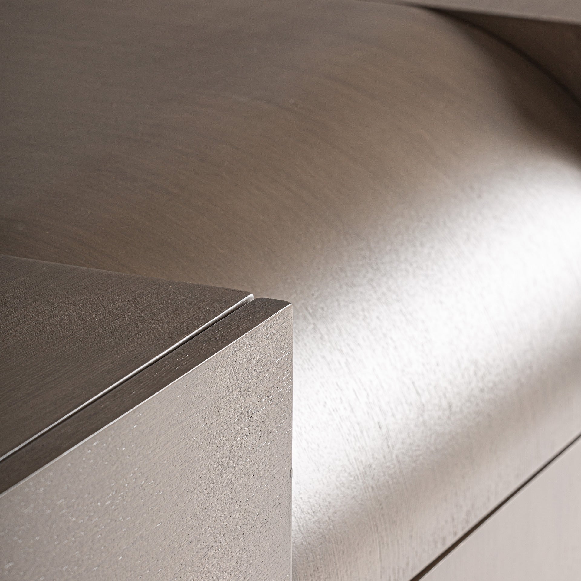 Aksaray Chest of Drawers in Oak Wood