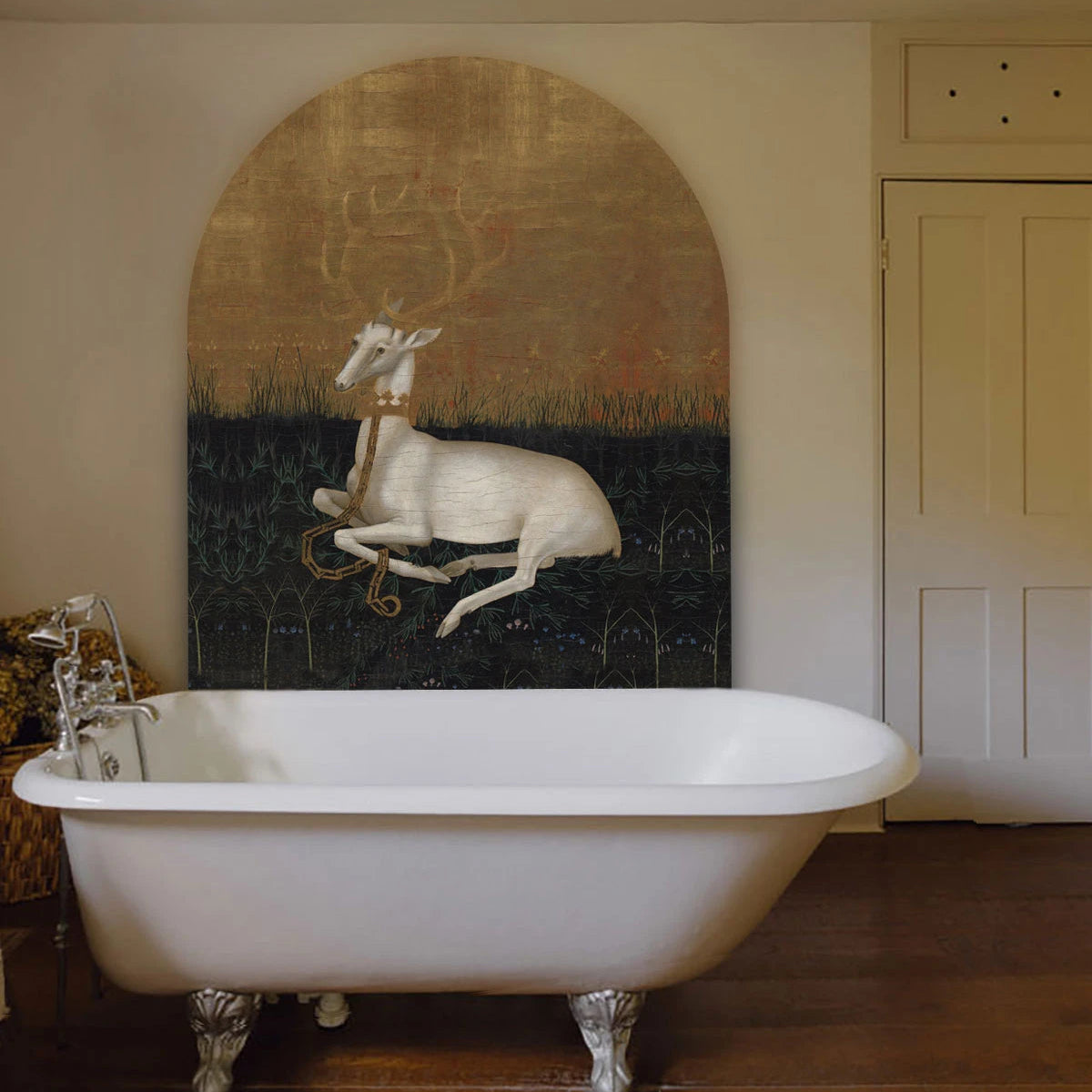 Majestic Rest Gold Arch-Shaped Non-Woven Wallpaper with Green