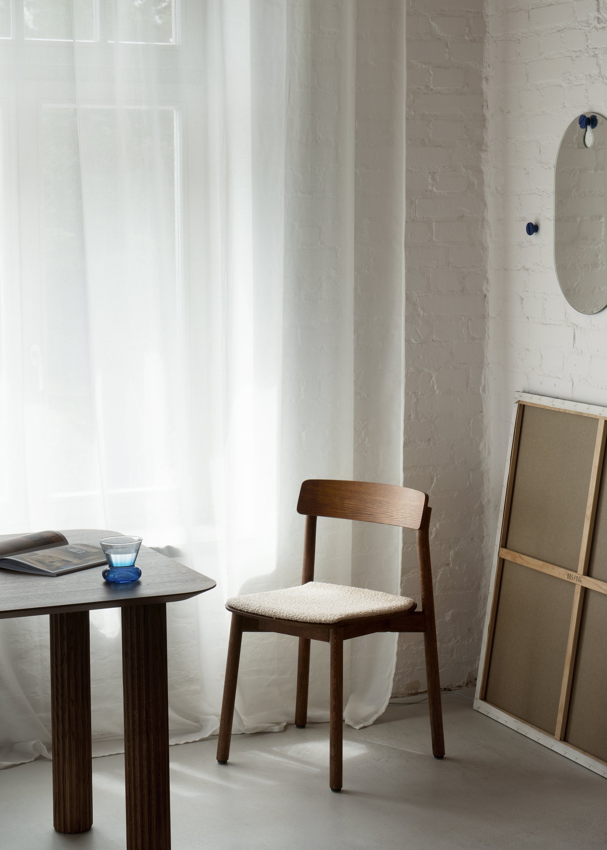 Stolička ARCHE SOFT tmavé dubové drevo