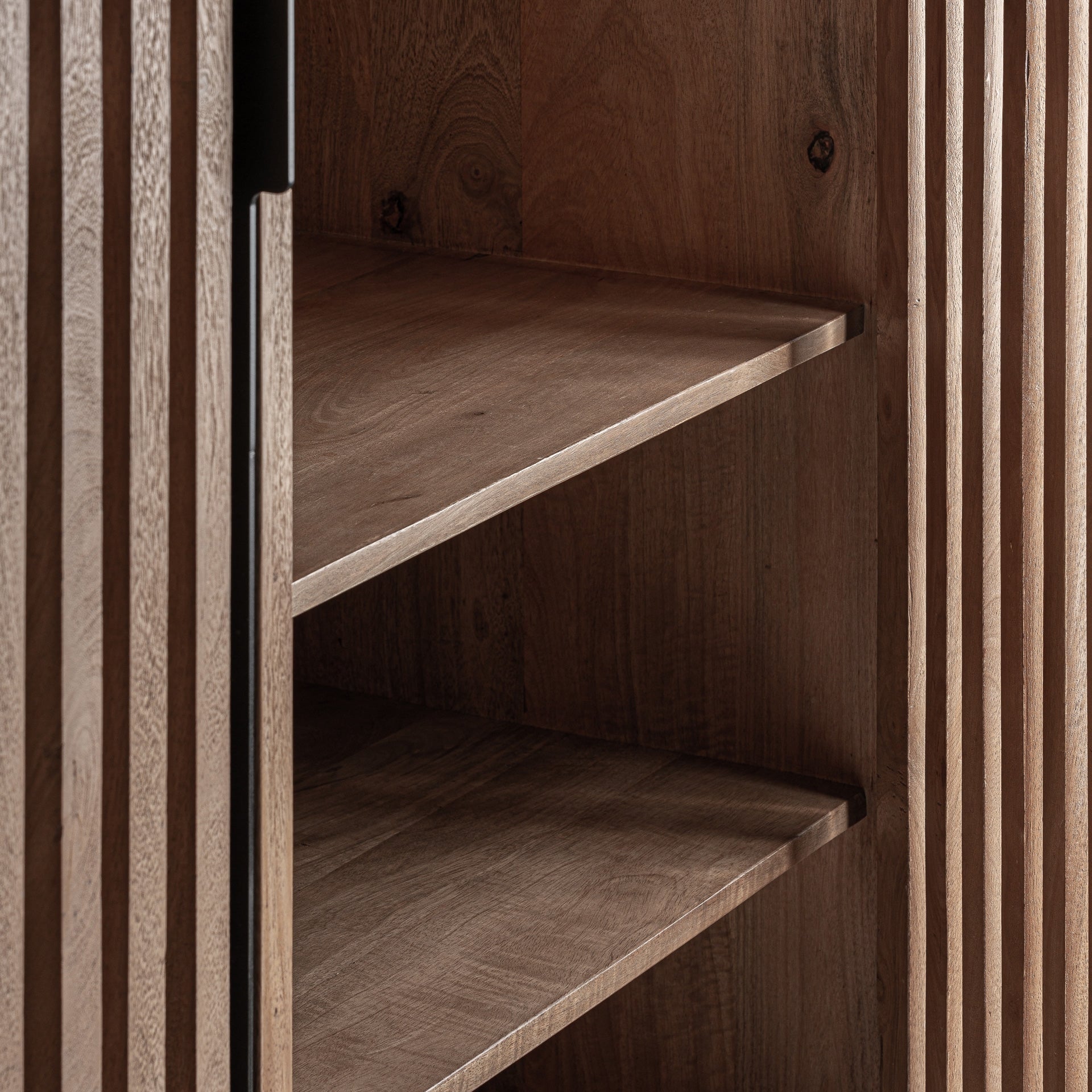 GÀBIA Wardrobe Mango Wood