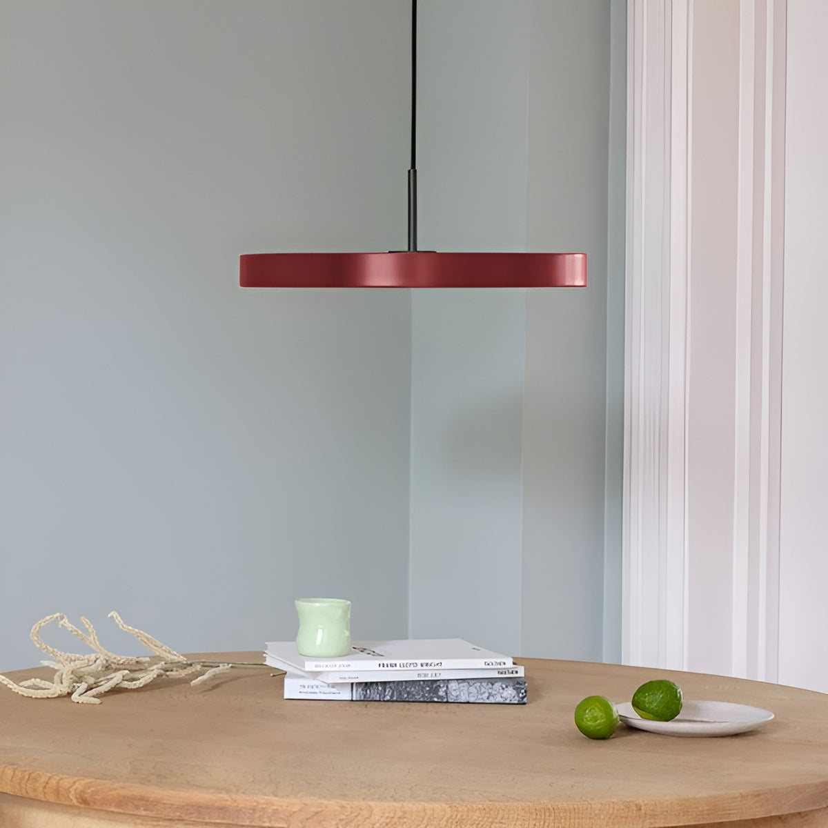 Závesná lampa ASTERIA PLUS bordová s čiernym vložkou