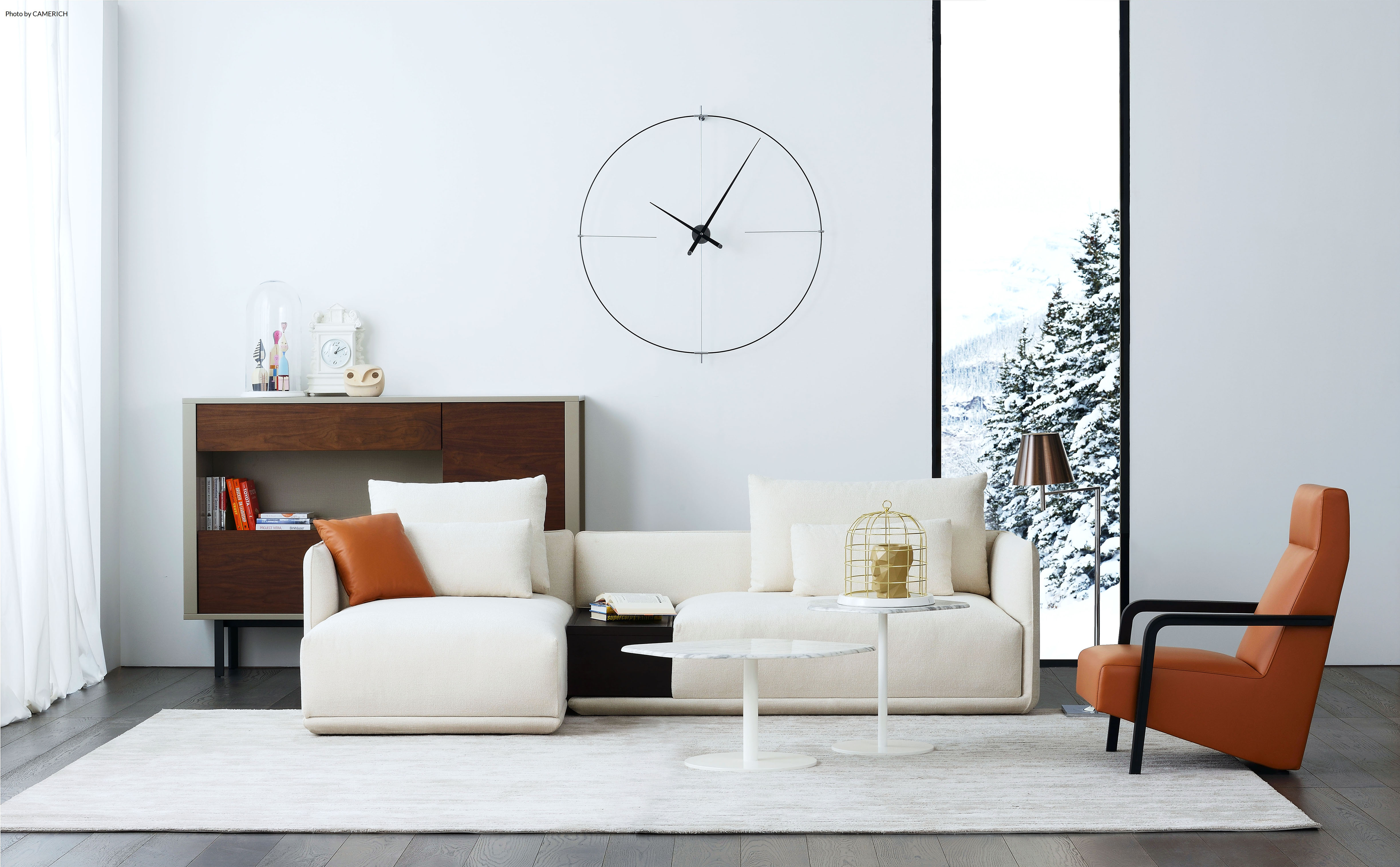 Nástenné hodiny BILBAO čierne orechové drevo s čiernou a chrómom