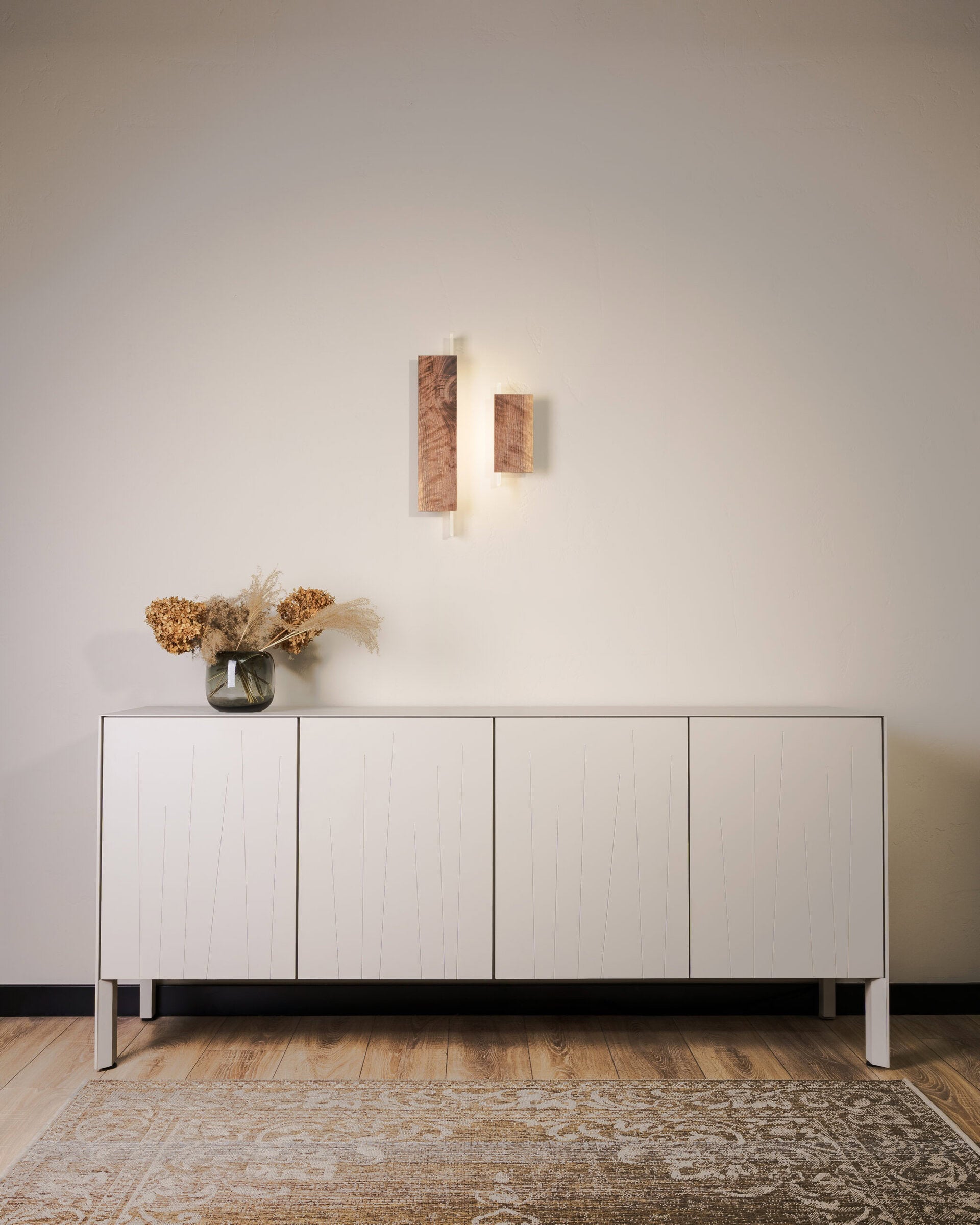 BLAZE wall lamp walnut wood