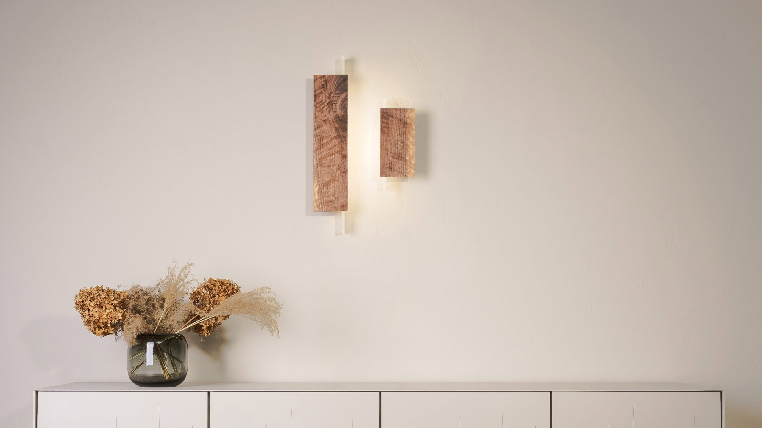 BLAZE wall lamp walnut wood