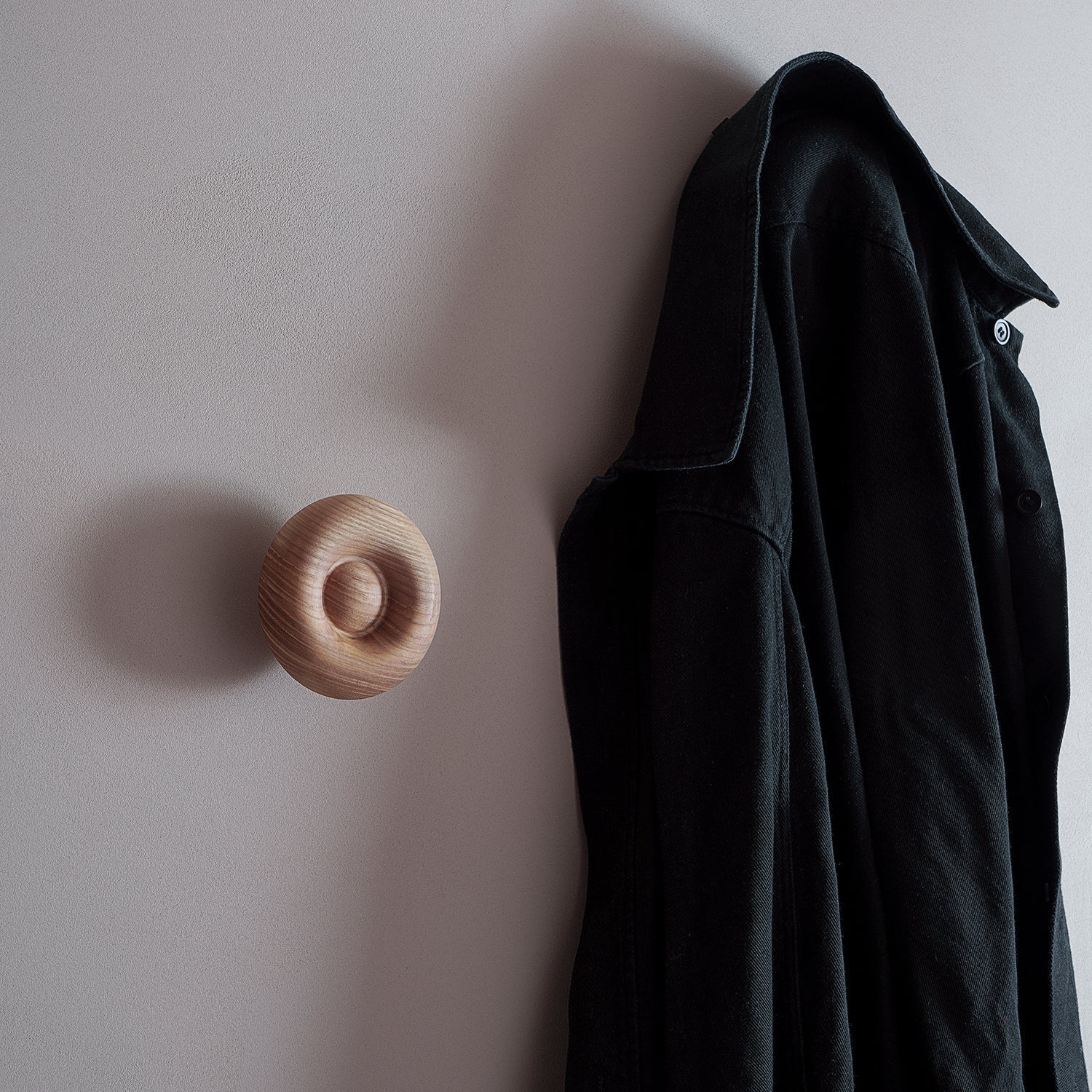 Wall hanger BLOP ash wood