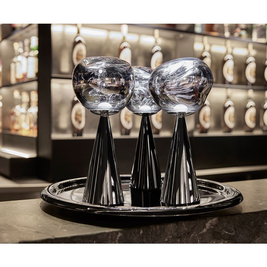 Prenosná lampa MELT čierna