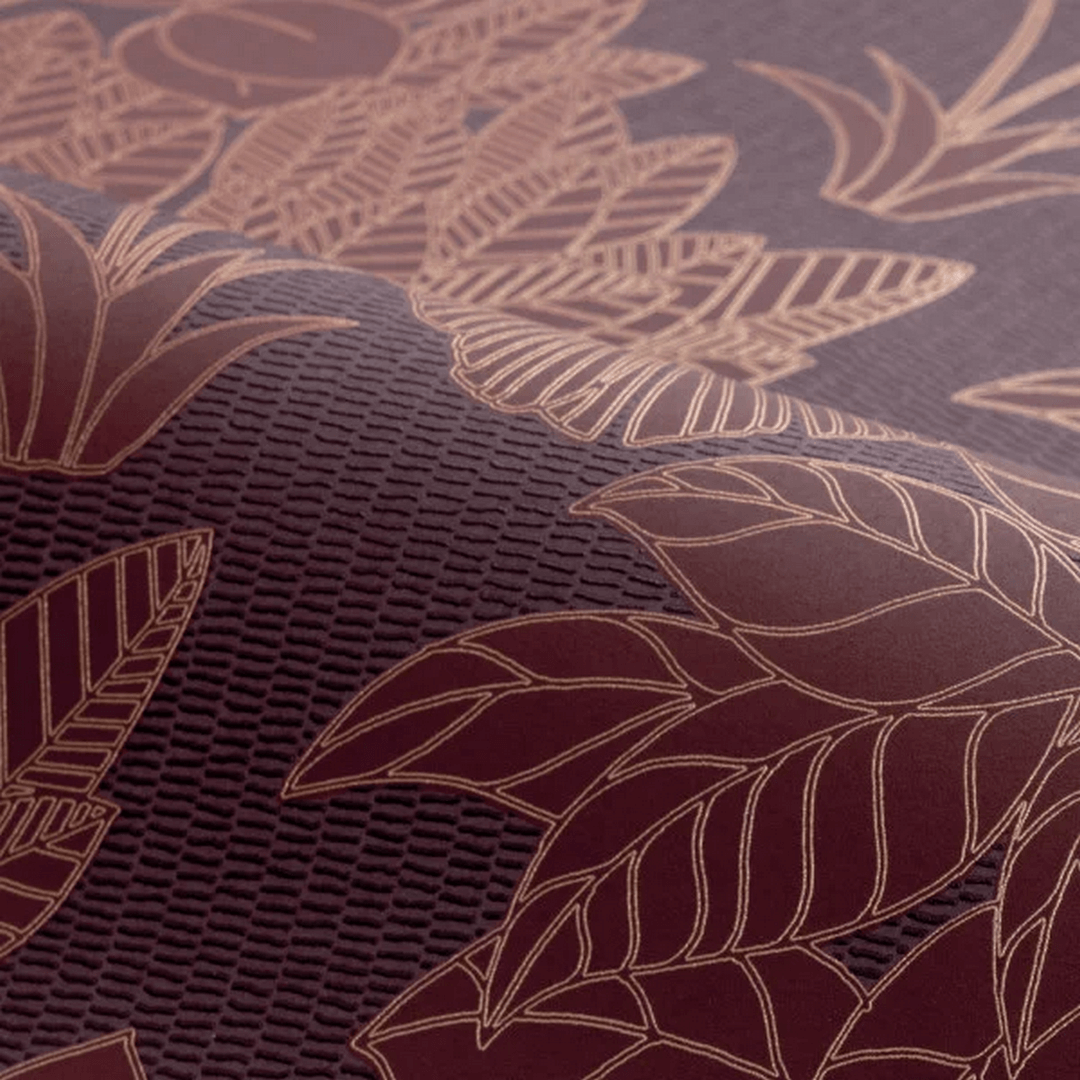 Structural wallpaper with a plant pattern of leaves and flowers INARA - POURPRE brown