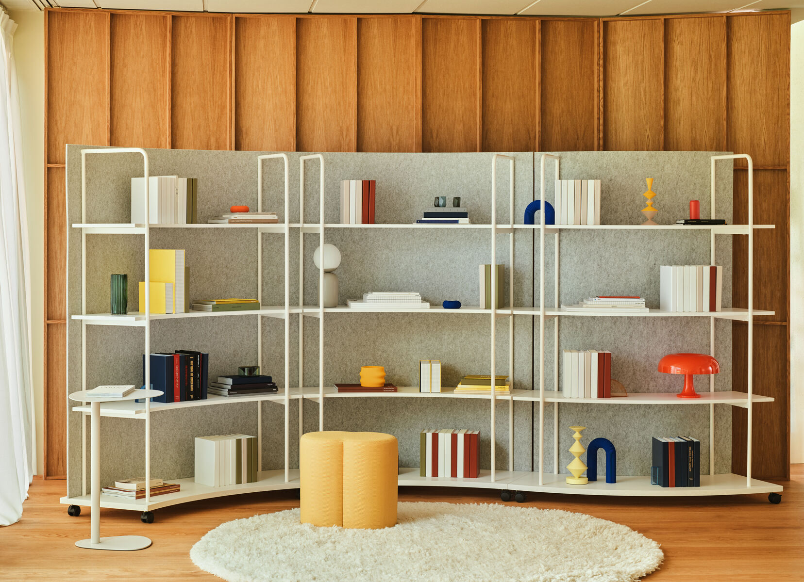 Kovový konferenčný stolík CELO