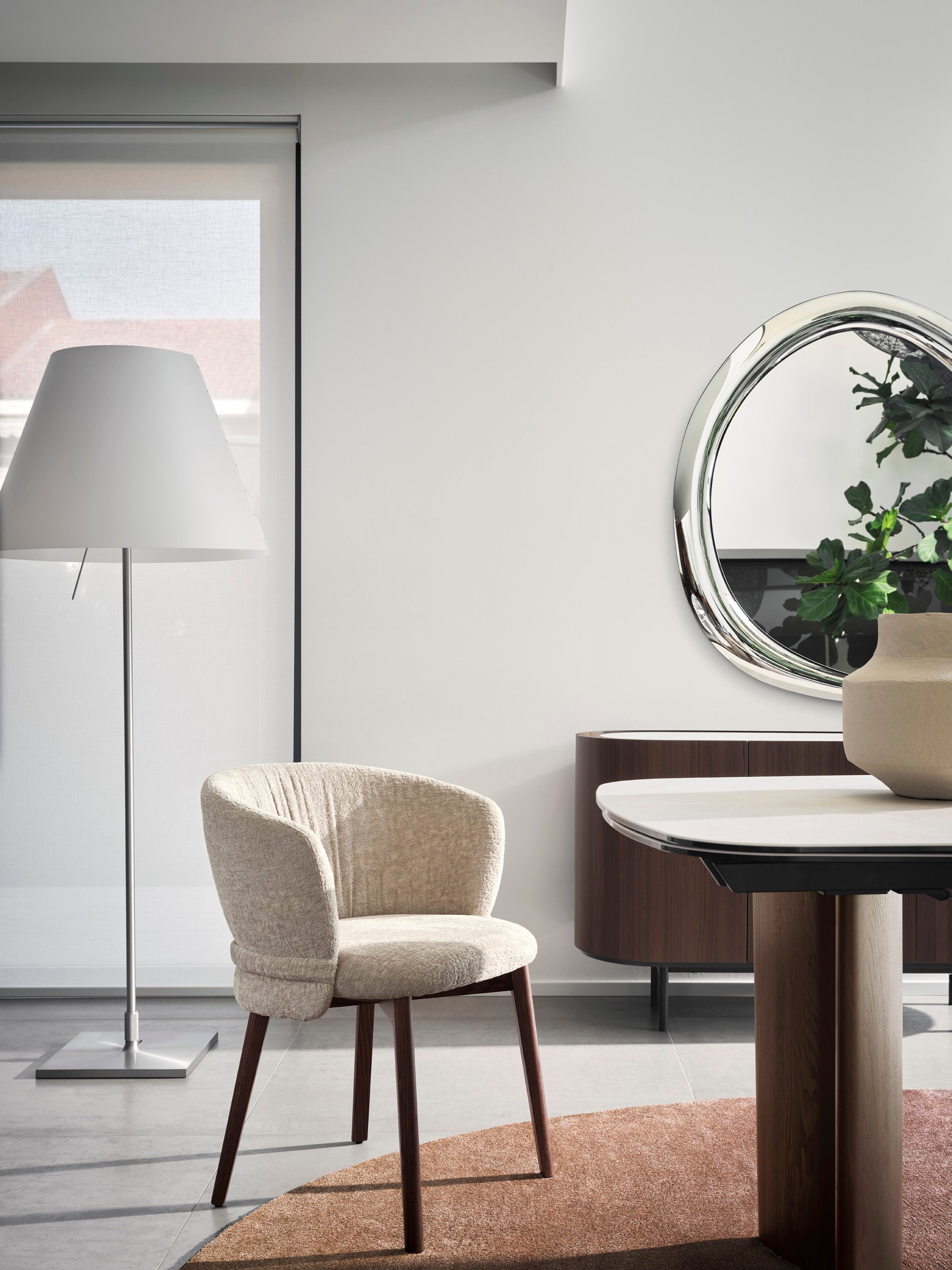 VANILLA upholstered chair with a black wooden base