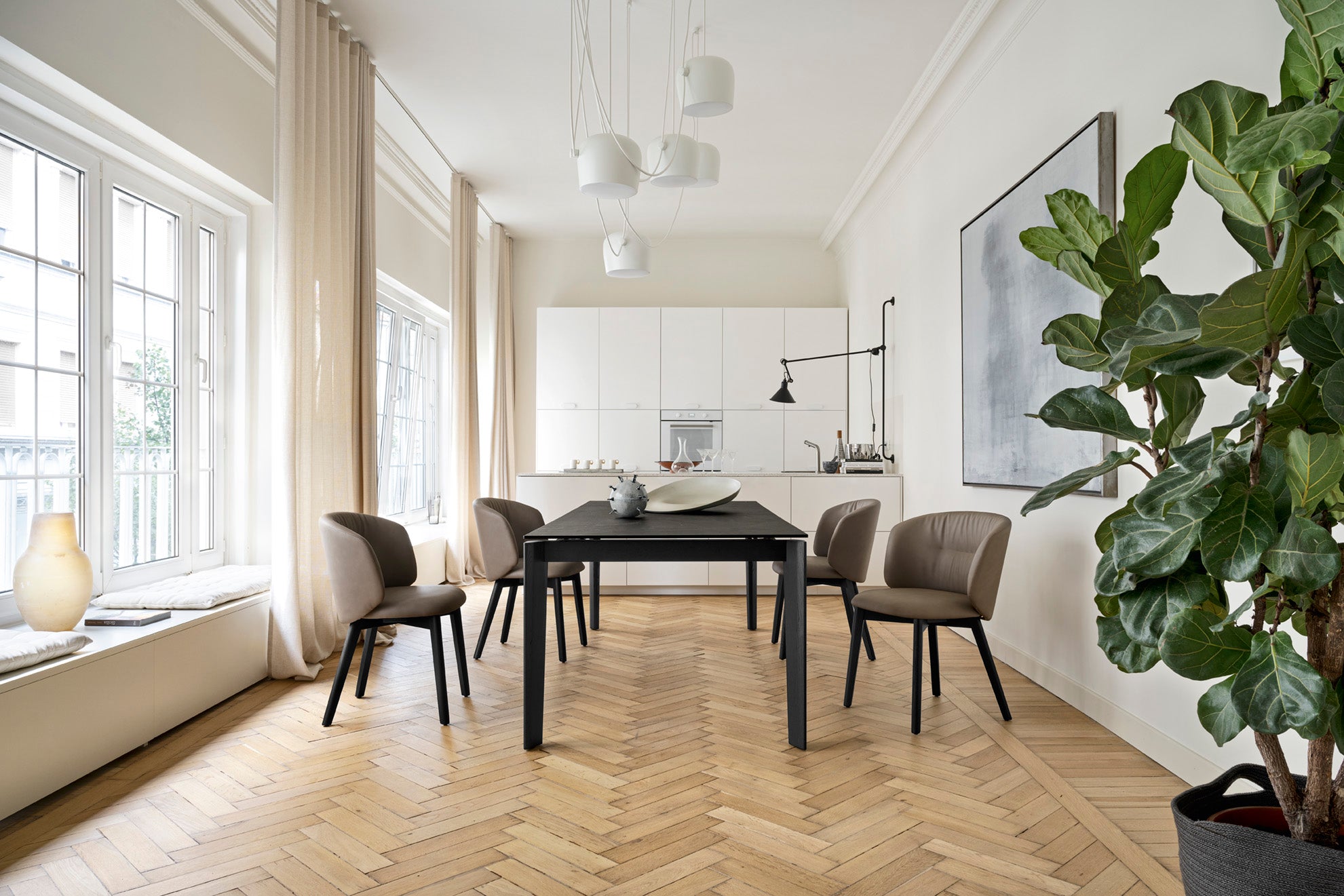 Extendable table DOGMA with beige top and walnut wooden base