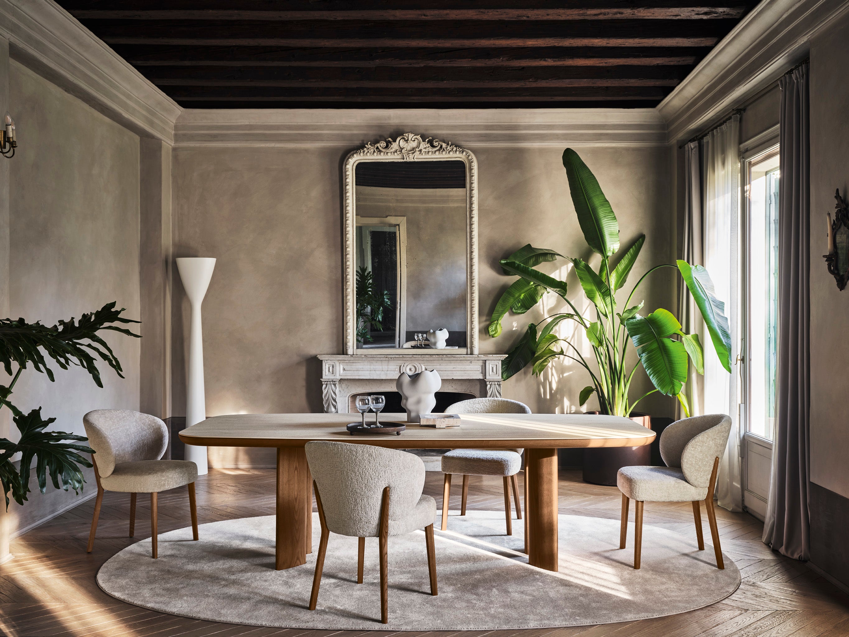 Stôl SANDY béžová doska s orechovým podstavcom