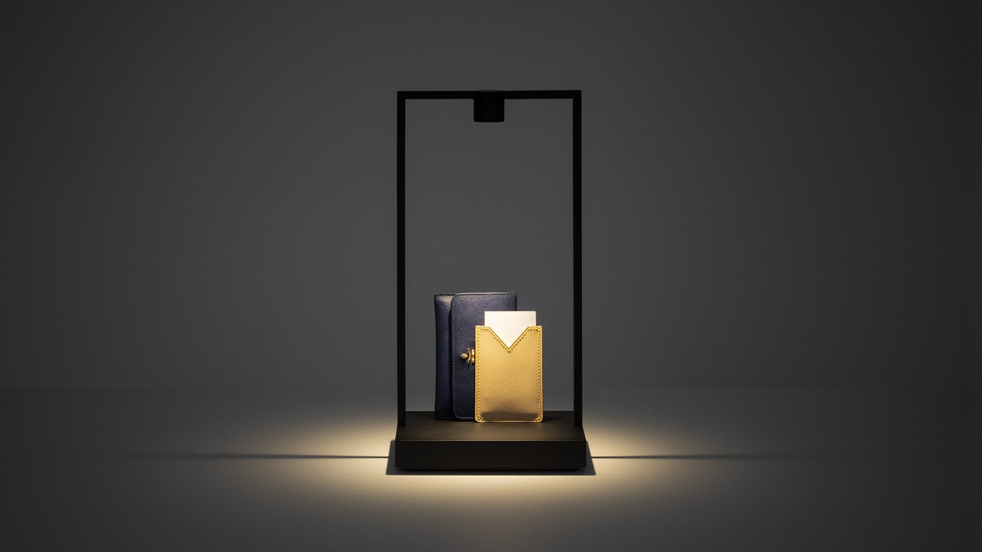 Prenosná lampa CURIOSITY čierna